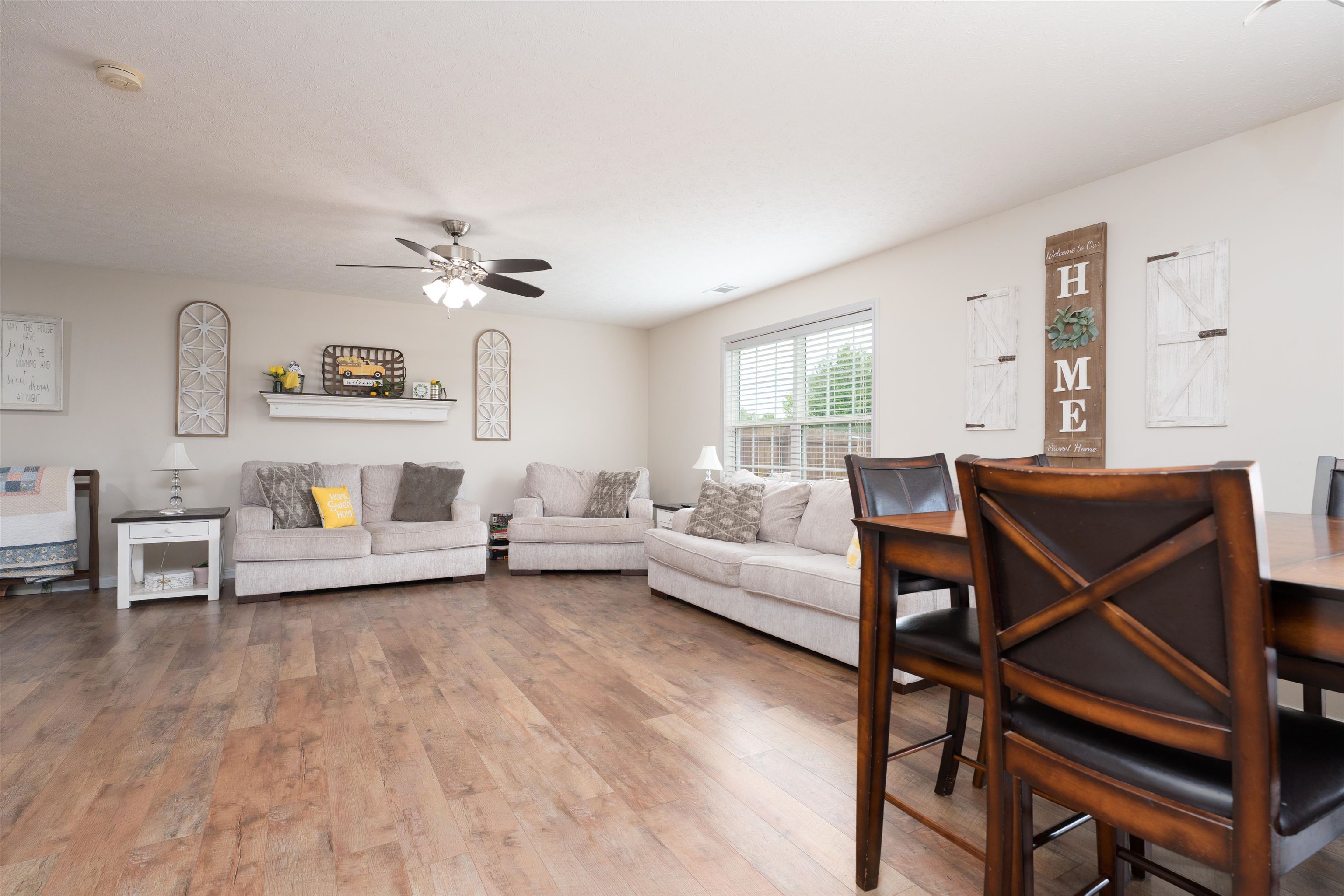 2957 Summer Point Court, Owensboro, Kentucky 42303, 5 Bedrooms Bedrooms, ,2 BathroomsBathrooms,Single Family Residence,For Sale,Summer Point Court,92795