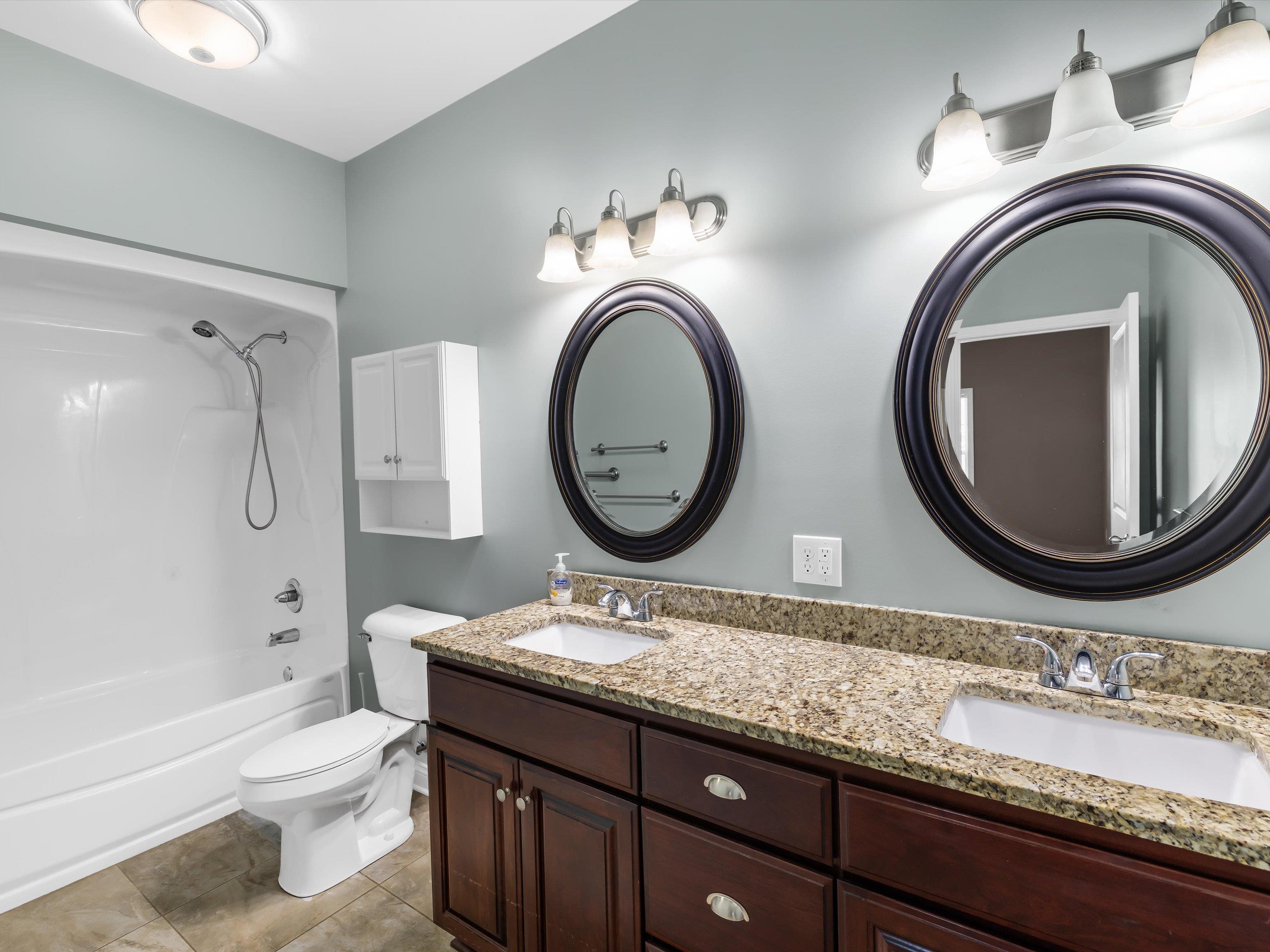 5060 Diamond Drive, Owensboro, Kentucky 42303, 3 Bedrooms Bedrooms, ,2 BathroomsBathrooms,Single Family Residence,For Sale,Diamond Drive,92796