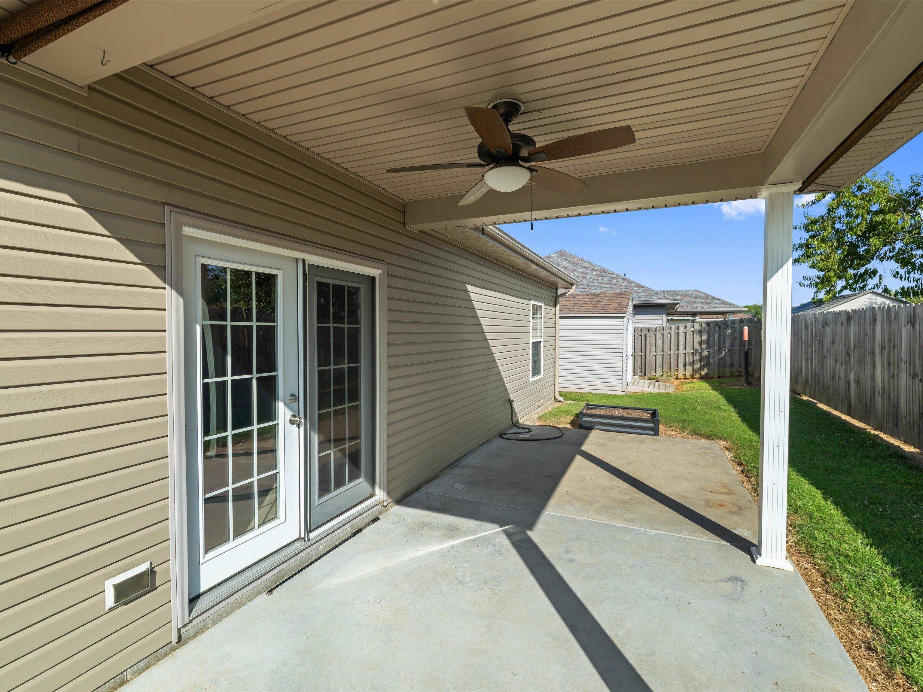 5060 Diamond Drive, Owensboro, Kentucky 42303, 3 Bedrooms Bedrooms, ,2 BathroomsBathrooms,Single Family Residence,For Sale,Diamond Drive,92796