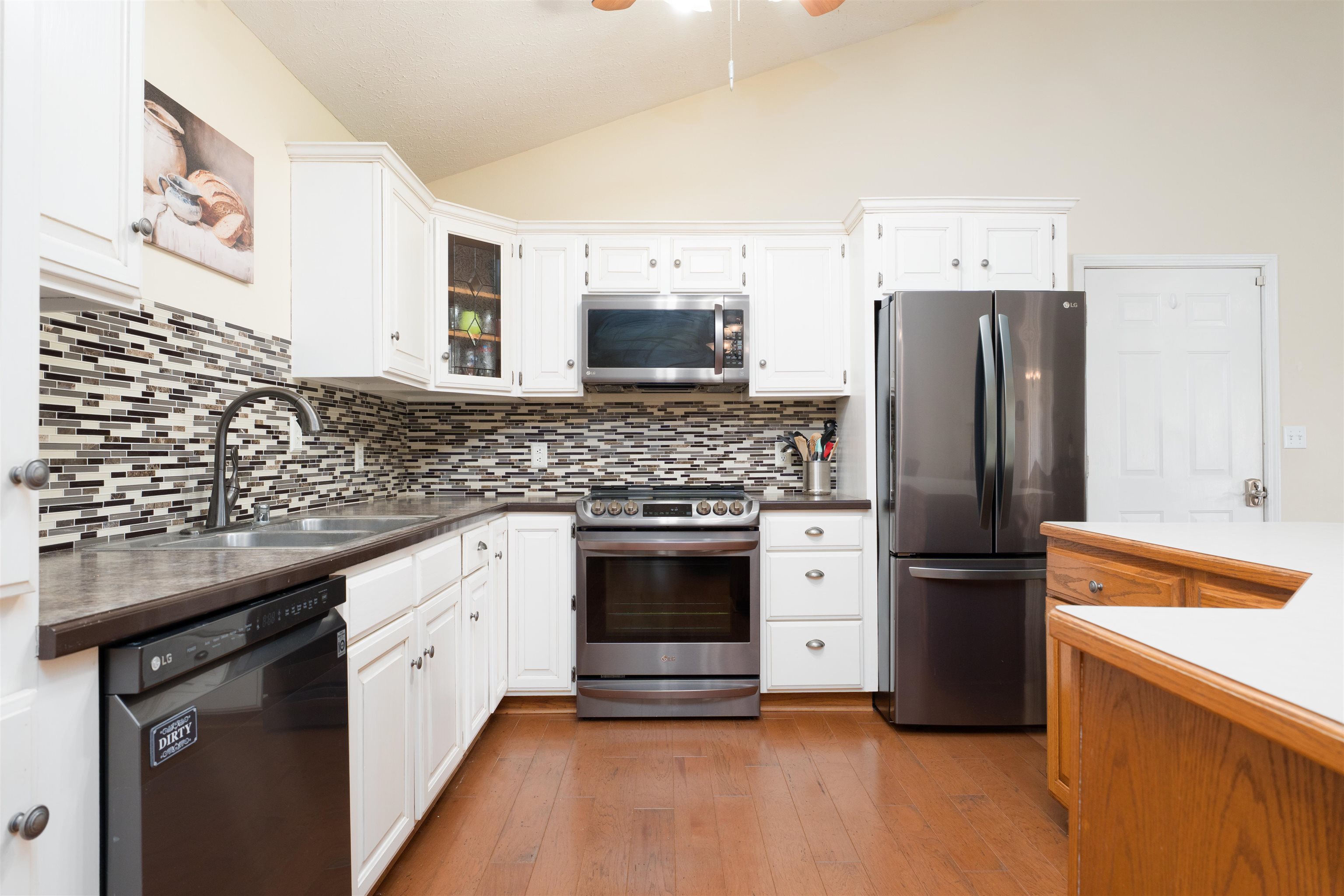 2701 Reid Rd, Owensboro, Kentucky 42303, 4 Bedrooms Bedrooms, ,2 BathroomsBathrooms,Single Family Residence,For Sale,Reid Rd,92797
