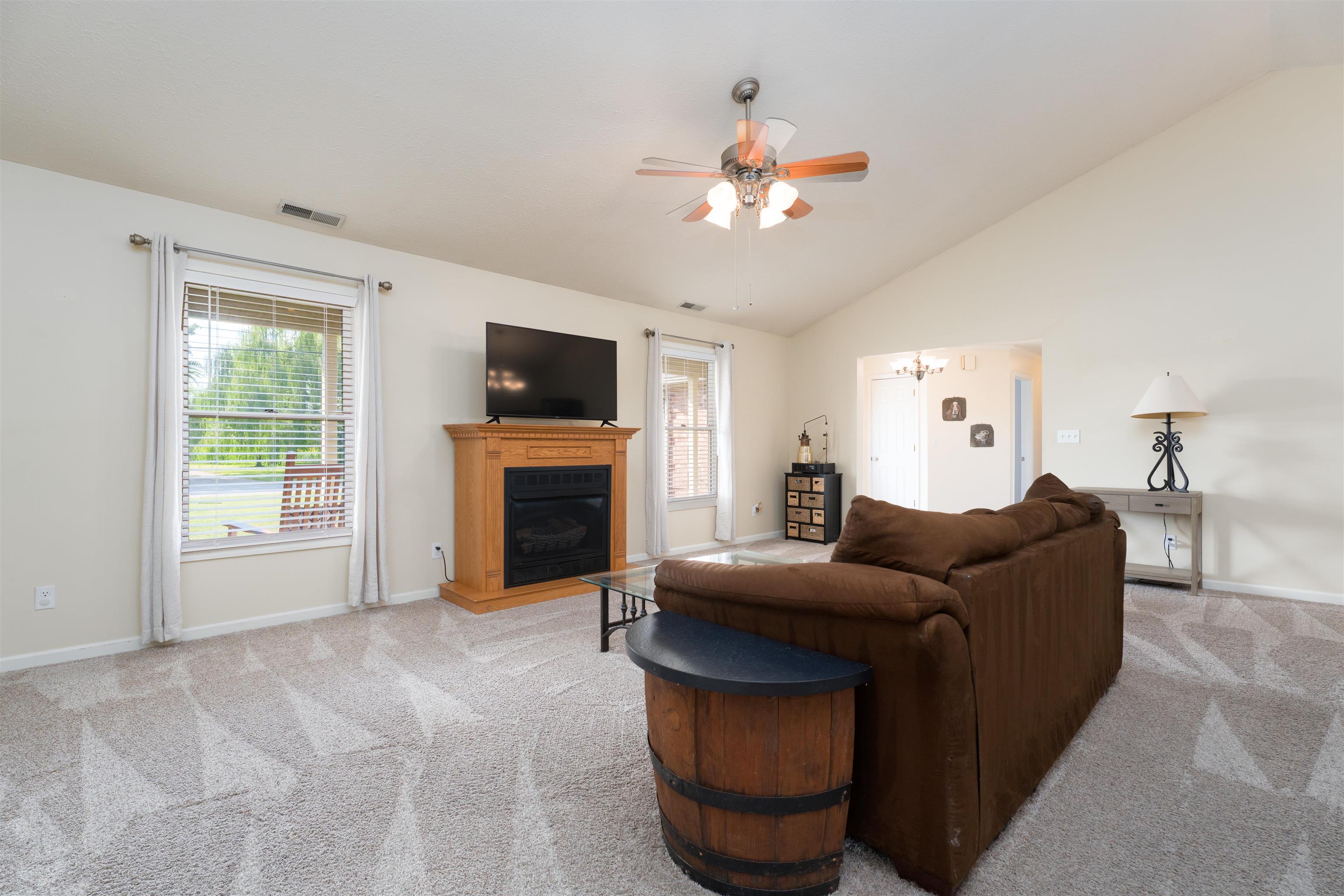 2701 Reid Rd, Owensboro, Kentucky 42303, 4 Bedrooms Bedrooms, ,2 BathroomsBathrooms,Single Family Residence,For Sale,Reid Rd,92797