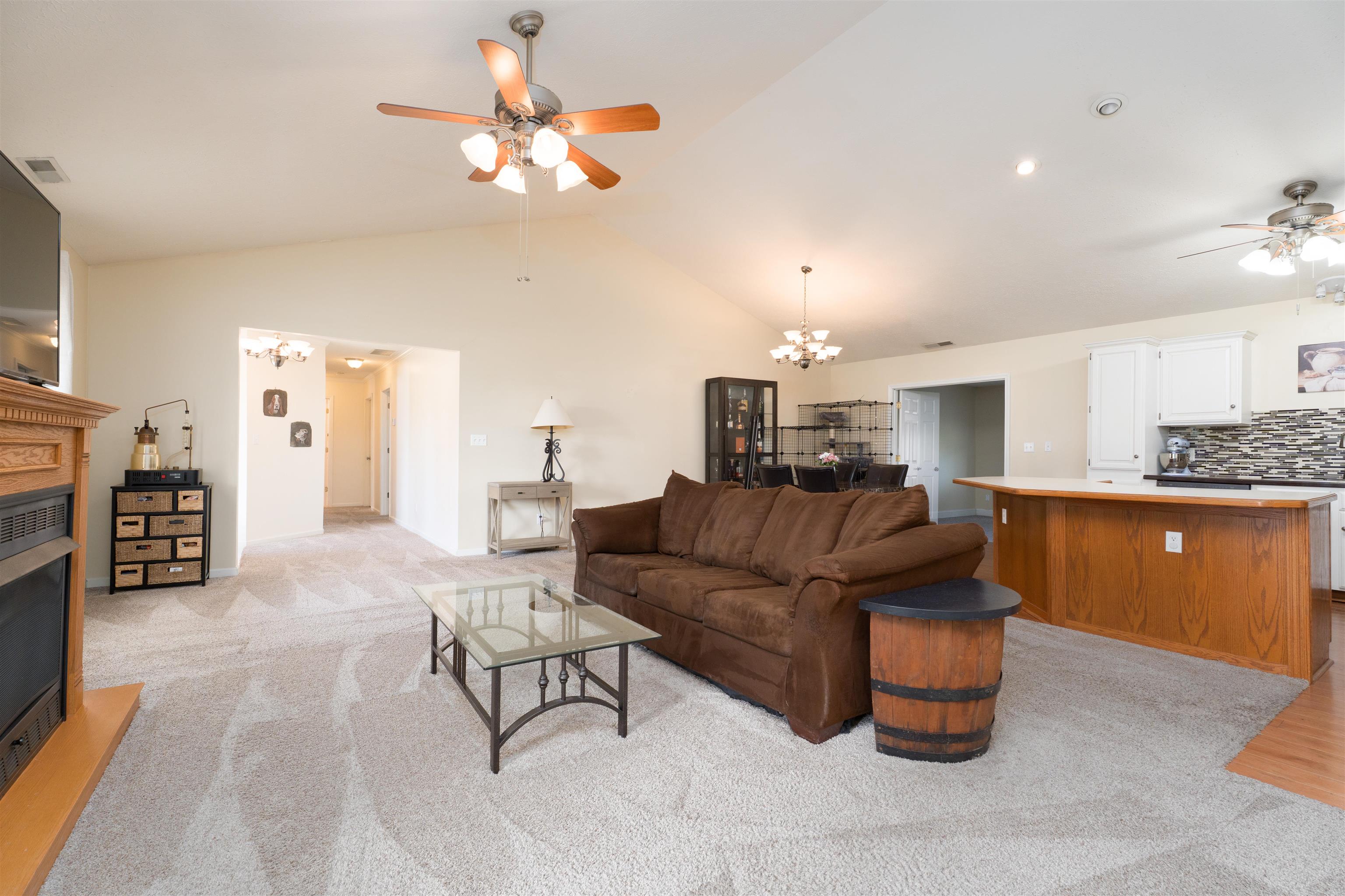 2701 Reid Rd, Owensboro, Kentucky 42303, 4 Bedrooms Bedrooms, ,2 BathroomsBathrooms,Single Family Residence,For Sale,Reid Rd,92797