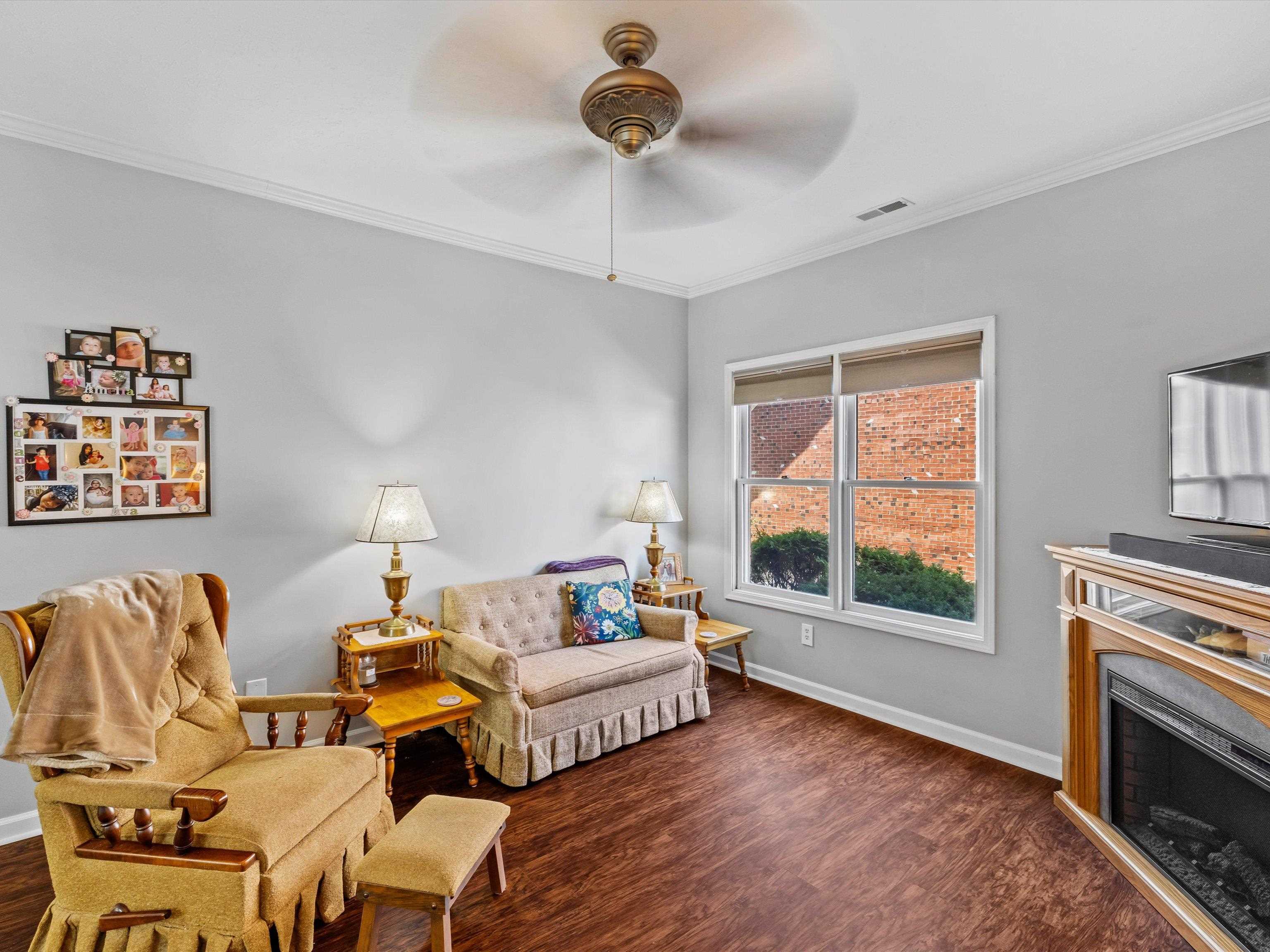 921 1st Street, Owensboro, Kentucky 42303-0687, 2 Bedrooms Bedrooms, ,2 BathroomsBathrooms,Condominium,For Sale,1st Street,92800