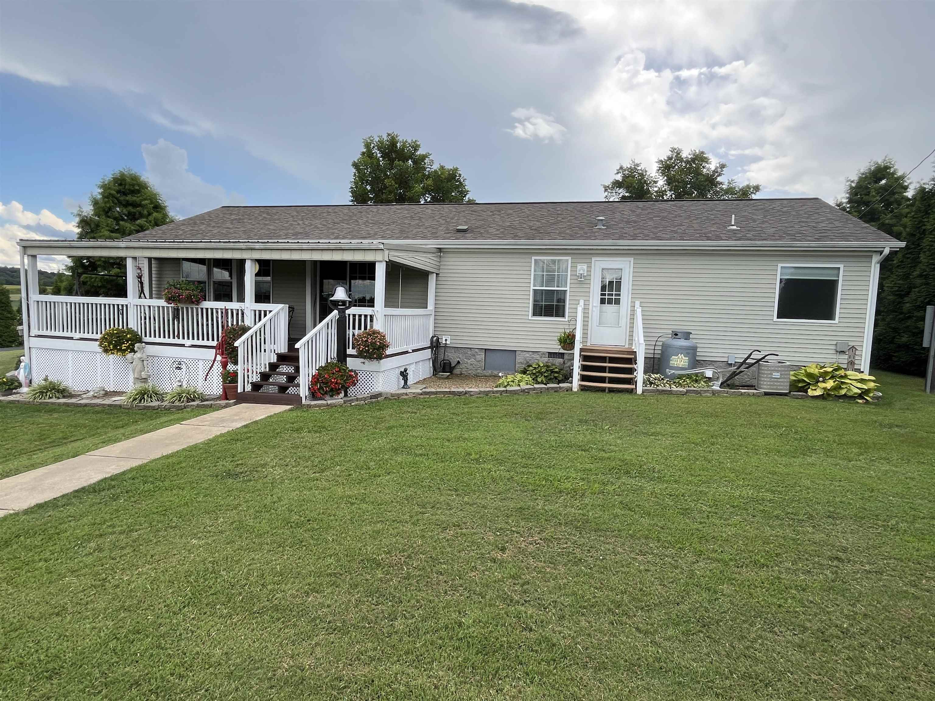 5501 Ditto Rd, Philpot, Kentucky 42366, 3 Bedrooms Bedrooms, ,2 BathroomsBathrooms,Manufactured On Land,For Sale,Ditto Rd,92801