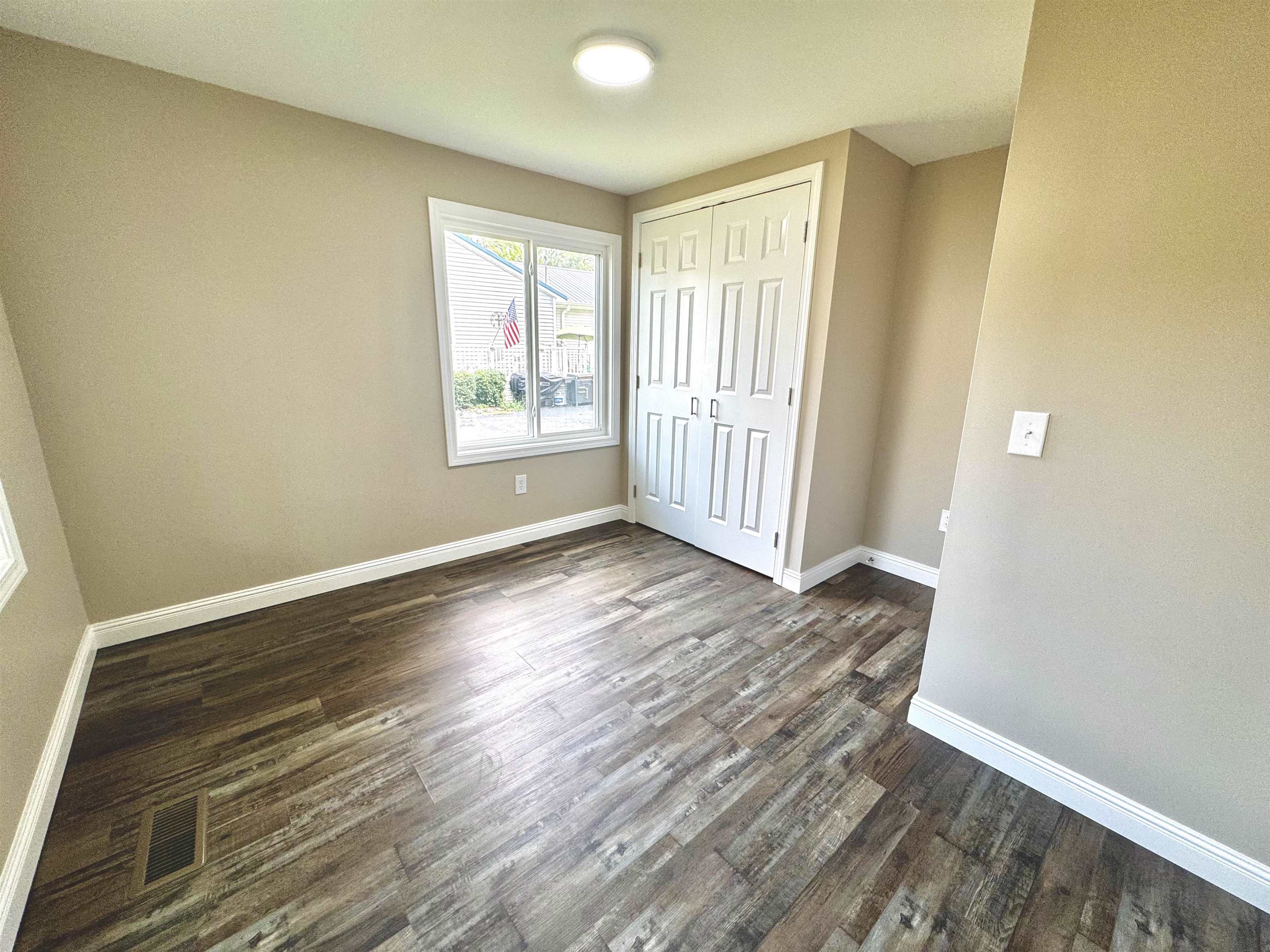 870 Main St, Calhoun, Kentucky 42327, 3 Bedrooms Bedrooms, ,2 BathroomsBathrooms,Single Family Residence,For Sale,Main St,92802