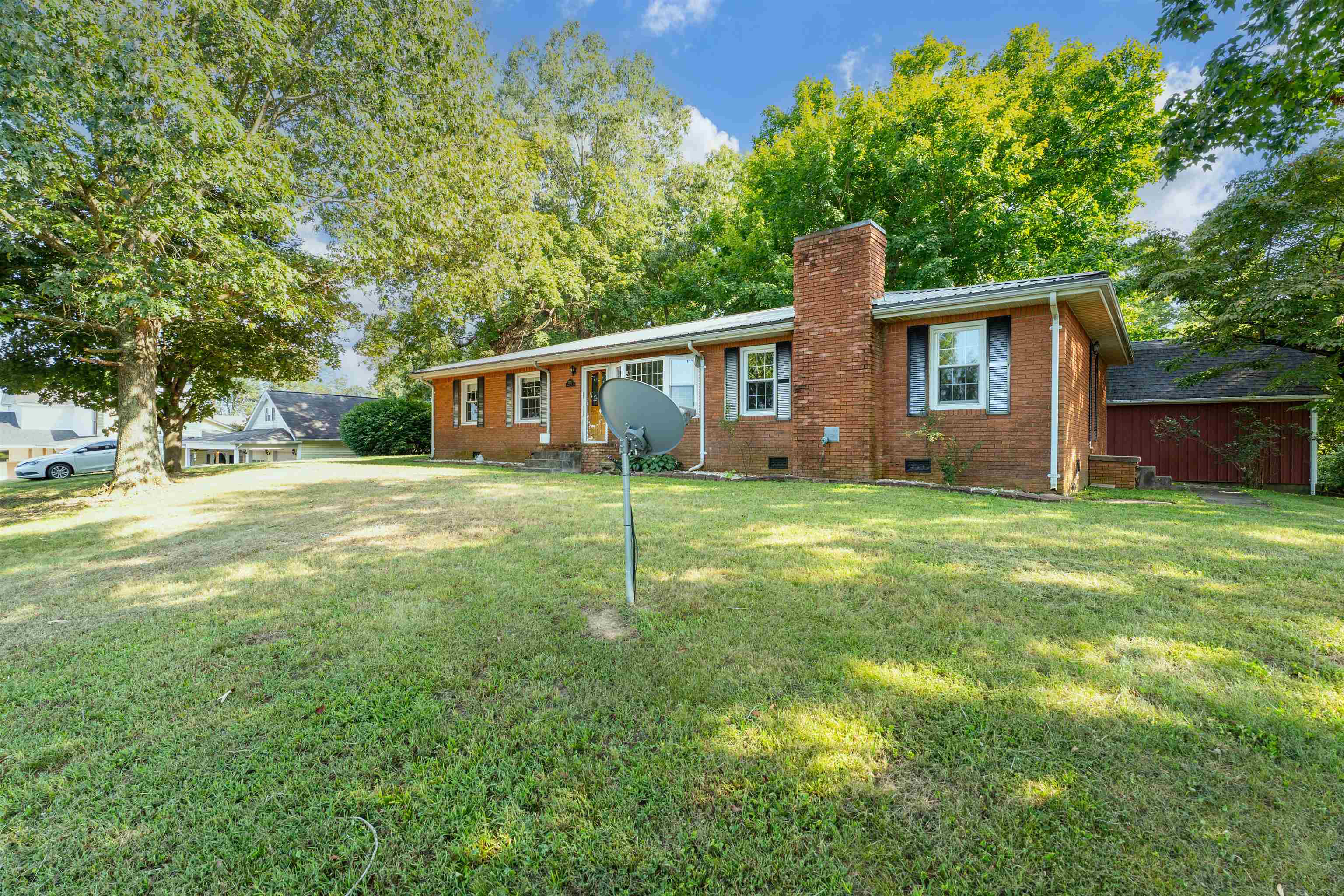 1127 Boswell Rd, Hartford, Kentucky 42347, 3 Bedrooms Bedrooms, ,2 BathroomsBathrooms,Single Family Residence,For Sale,Boswell Rd,92803