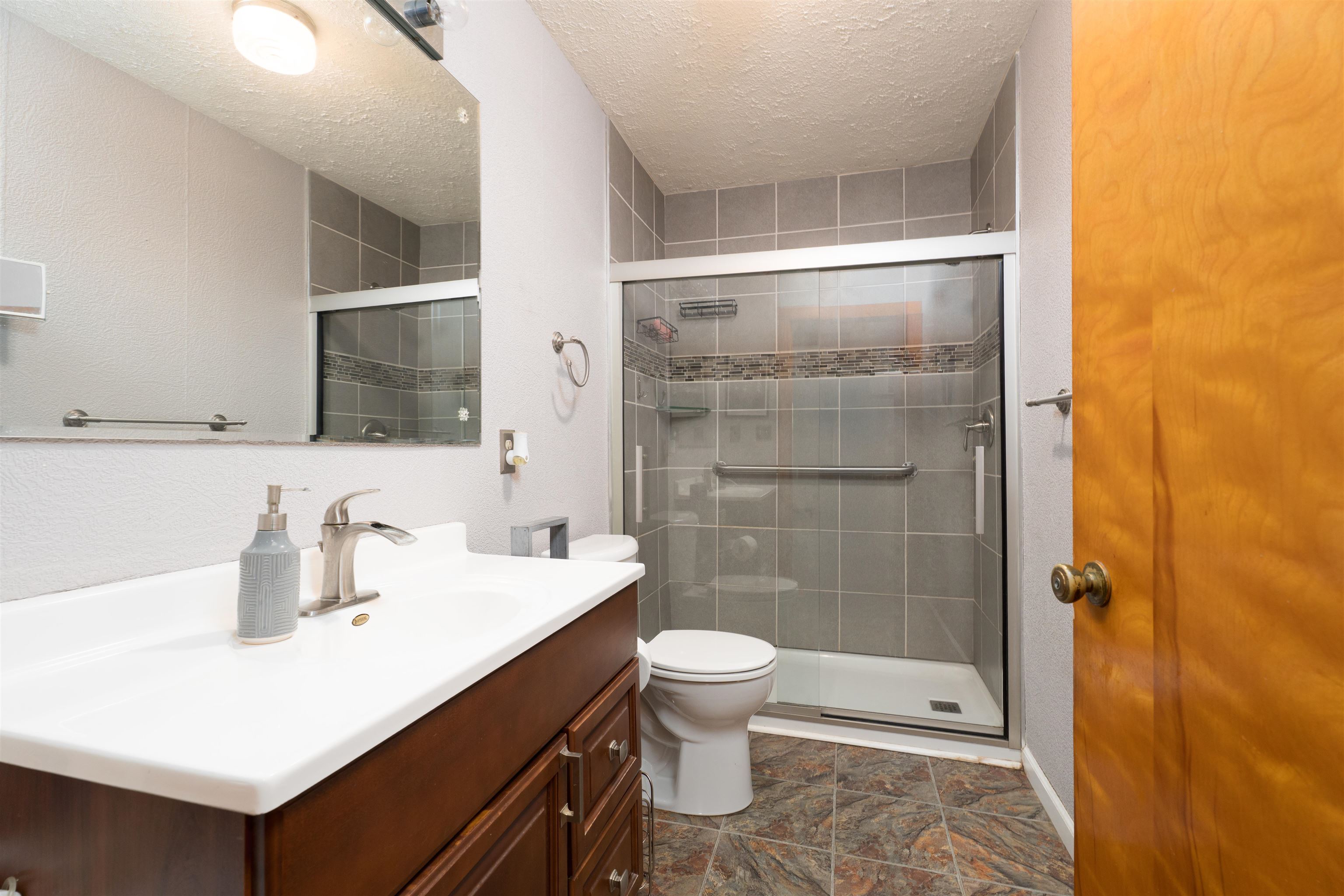 1127 Boswell Rd, Hartford, Kentucky 42347, 3 Bedrooms Bedrooms, ,2 BathroomsBathrooms,Single Family Residence,For Sale,Boswell Rd,92803