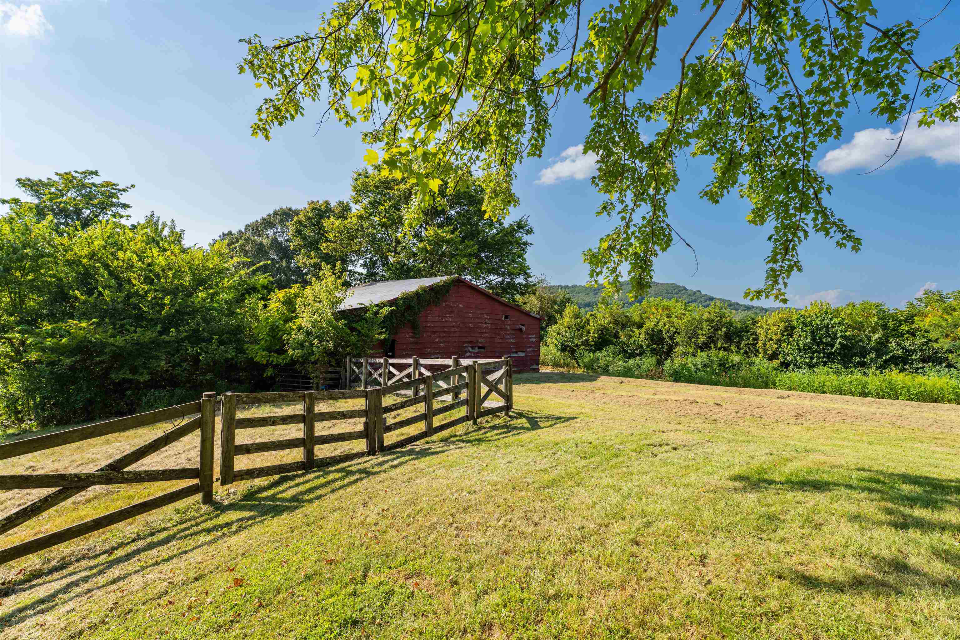 1127 Boswell Rd, Hartford, Kentucky 42347, 3 Bedrooms Bedrooms, ,2 BathroomsBathrooms,Single Family Residence,For Sale,Boswell Rd,92803