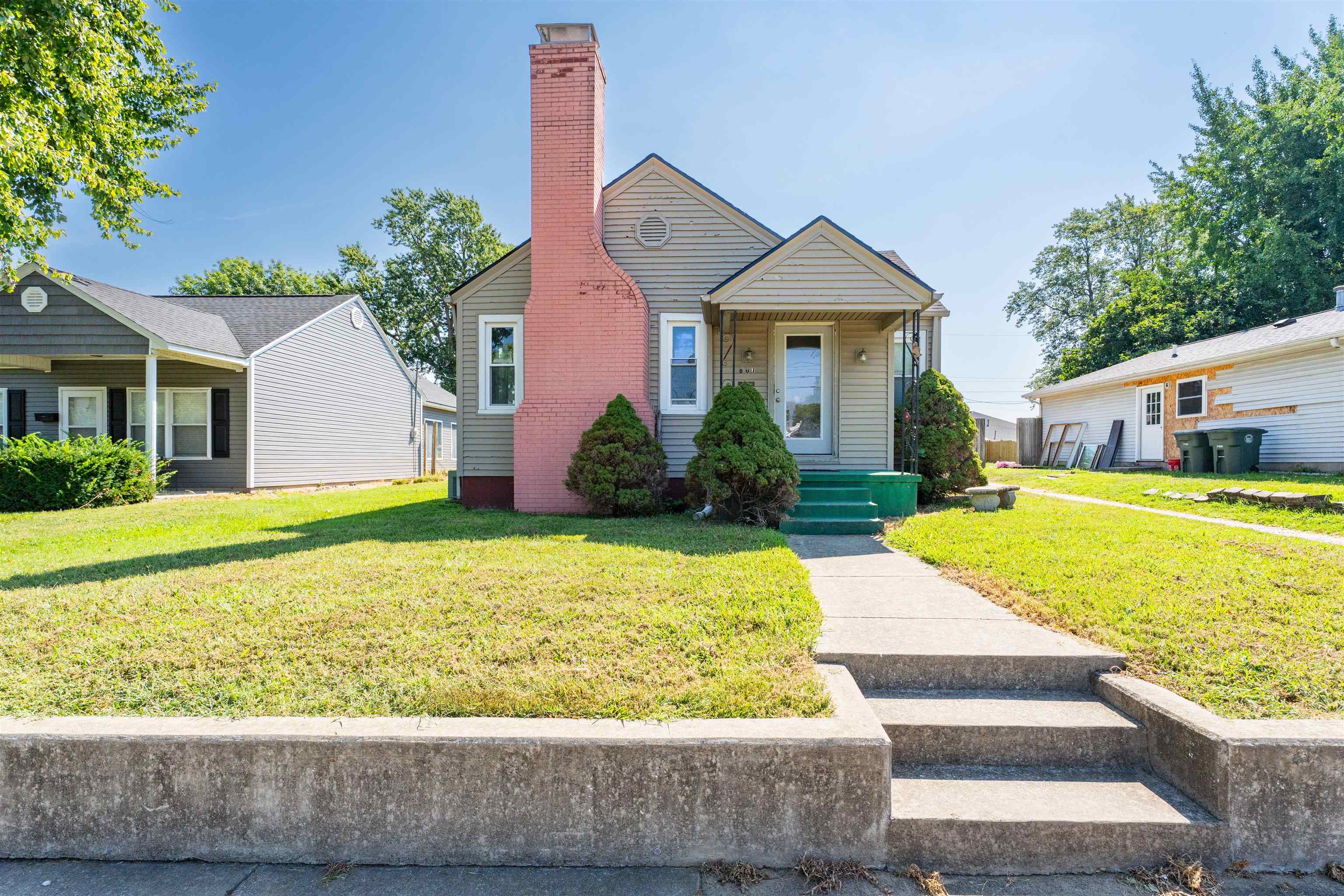 807 Walnut St, Owensboro, Kentucky 42301, 3 Bedrooms Bedrooms, ,1 BathroomBathrooms,Single Family Residence,For Sale,Walnut St,92806
