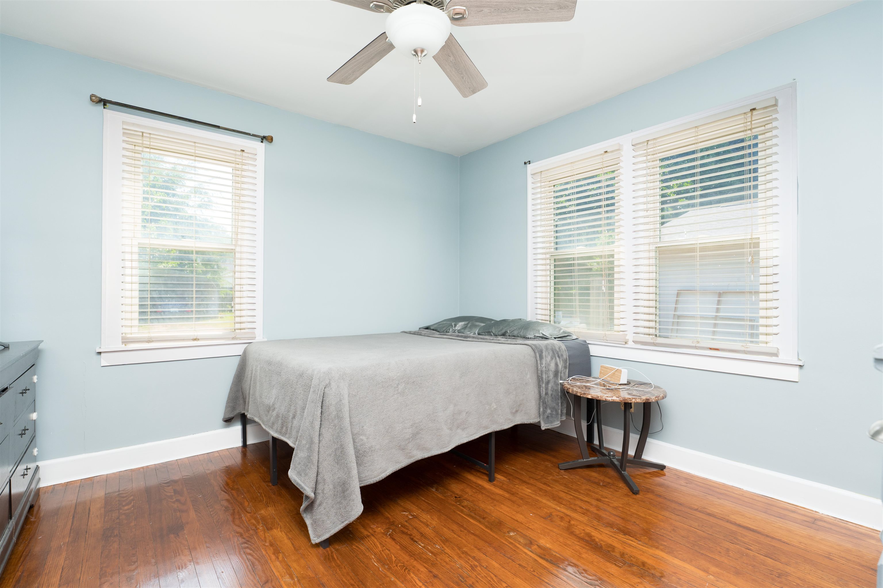 807 Walnut St, Owensboro, Kentucky 42301, 3 Bedrooms Bedrooms, ,1 BathroomBathrooms,Single Family Residence,For Sale,Walnut St,92806