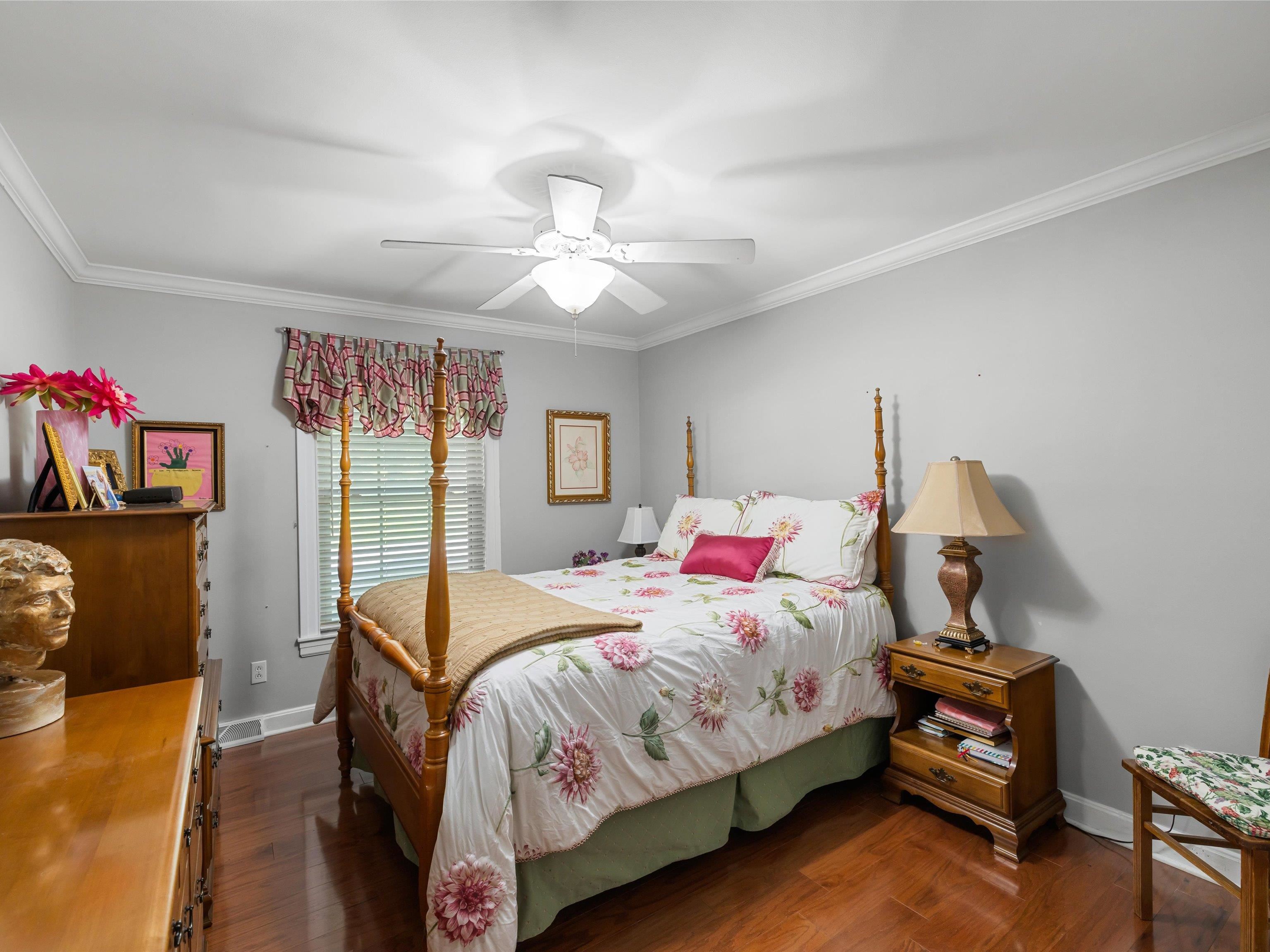 1247 Laurel Drive, Owensboro, Kentucky 42303, 5 Bedrooms Bedrooms, ,3 BathroomsBathrooms,Single Family Residence,For Sale,Laurel Drive,92809