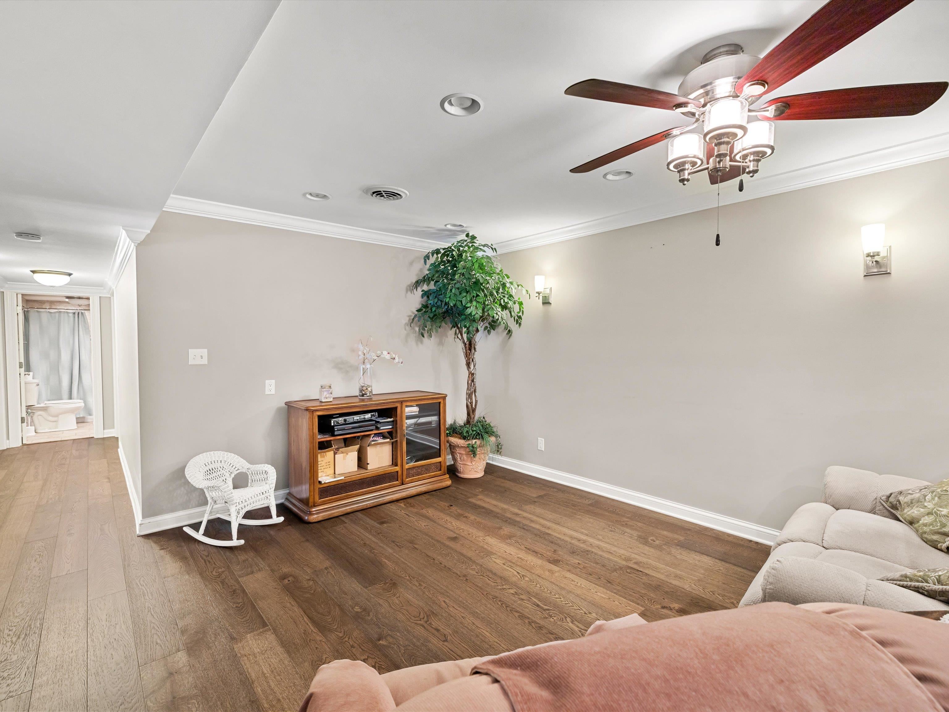 1247 Laurel Drive, Owensboro, Kentucky 42303, 5 Bedrooms Bedrooms, ,3 BathroomsBathrooms,Single Family Residence,For Sale,Laurel Drive,92809