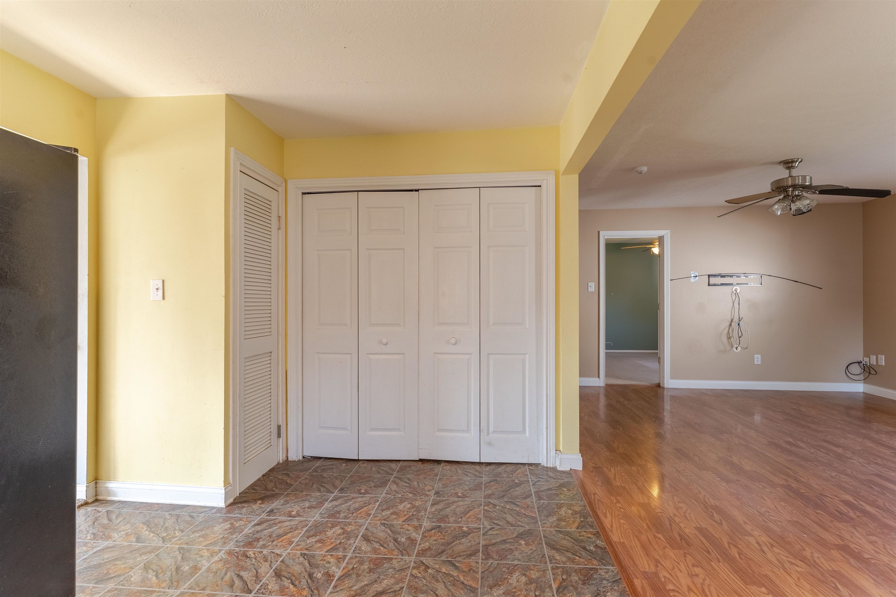 3802 Jefferson St, Owensboro, Kentucky 42303, 4 Bedrooms Bedrooms, ,1 BathroomBathrooms,Single Family Residence,For Sale,Jefferson St,92810