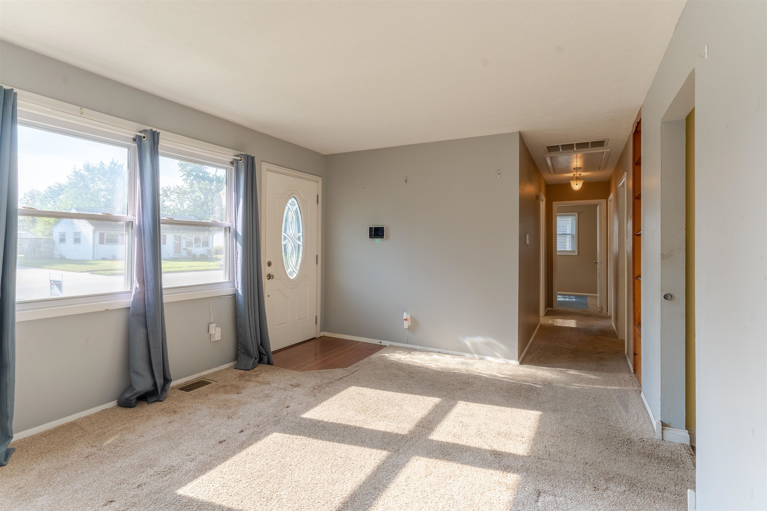 3802 Jefferson St, Owensboro, Kentucky 42303, 4 Bedrooms Bedrooms, ,1 BathroomBathrooms,Single Family Residence,For Sale,Jefferson St,92810