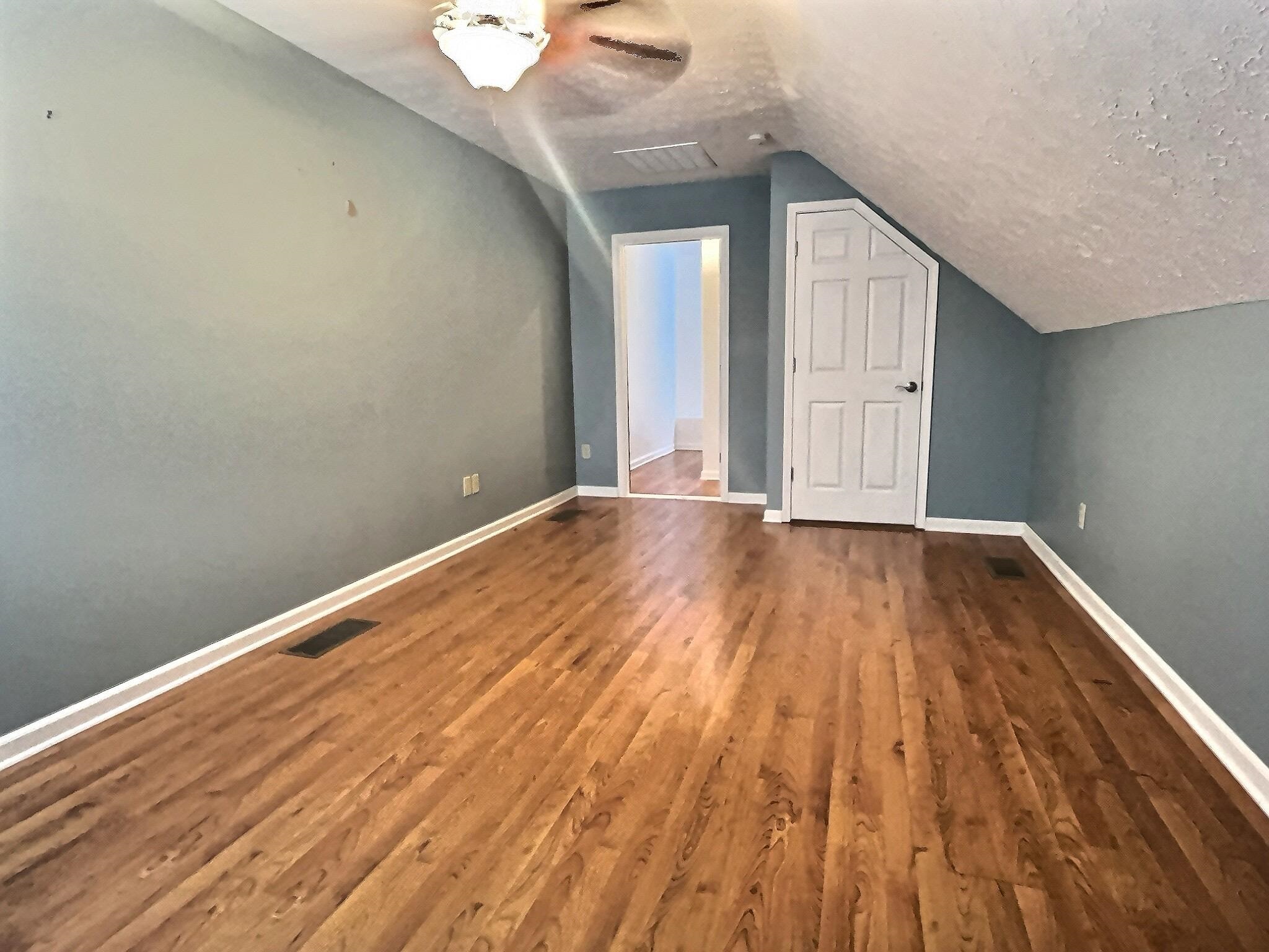 2417 Triple Crown Way, Owensboro, Kentucky 42301, 3 Bedrooms Bedrooms, ,2 BathroomsBathrooms,Single Family Residence,For Sale,Triple Crown Way,92814