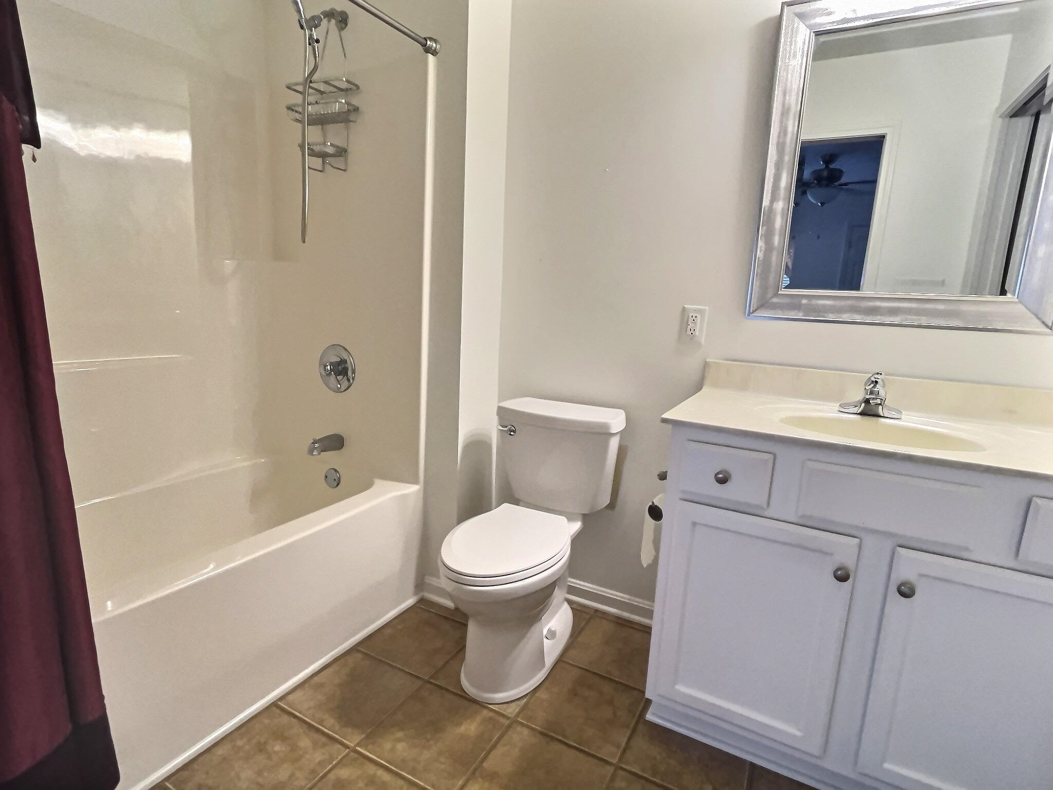 2417 Triple Crown Way, Owensboro, Kentucky 42301, 3 Bedrooms Bedrooms, ,2 BathroomsBathrooms,Single Family Residence,For Sale,Triple Crown Way,92814