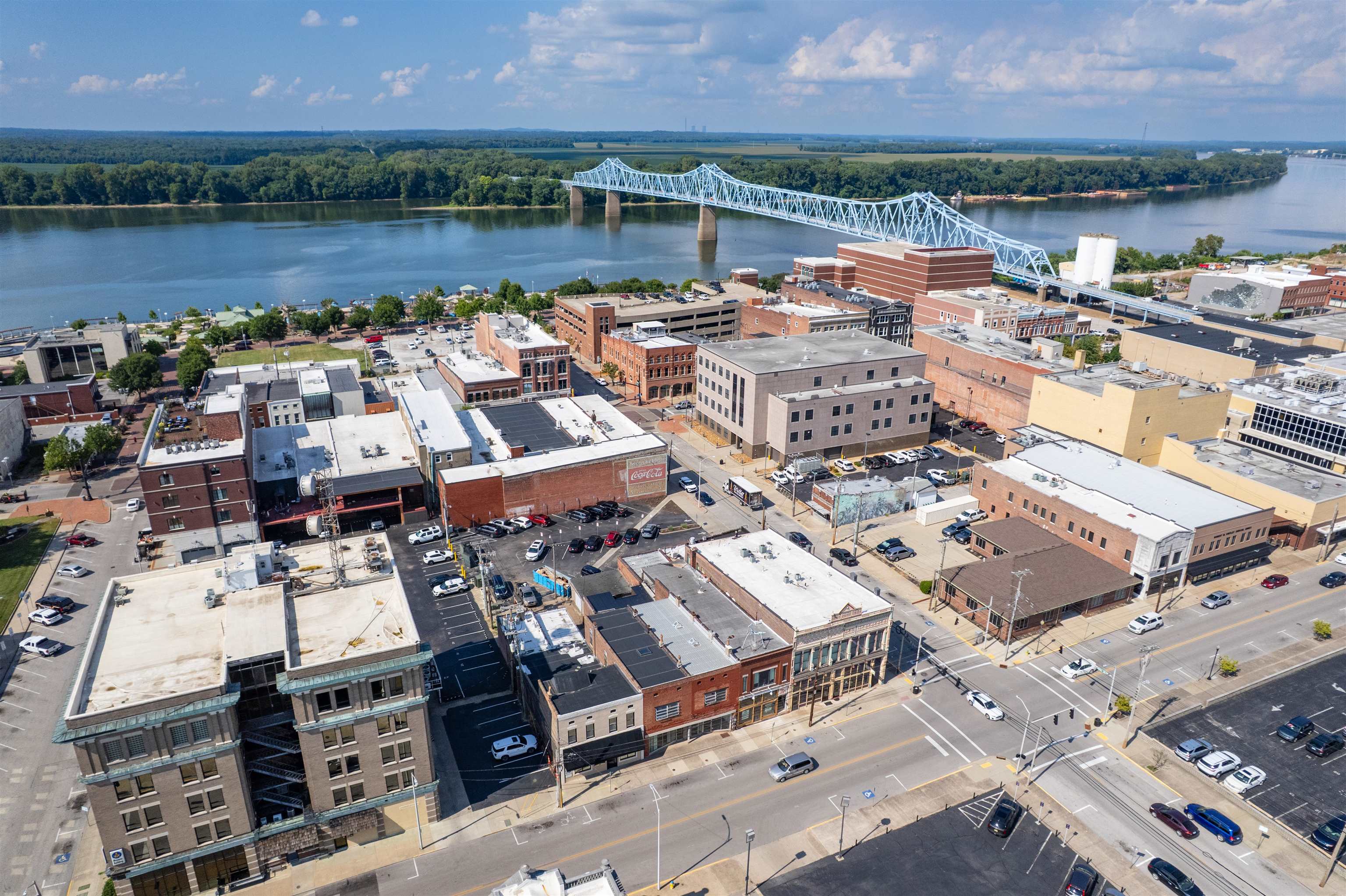 107 - 109 3rd Street, Owensboro, Kentucky 42303, ,Mixed Use,For Sale,3rd Street,92817