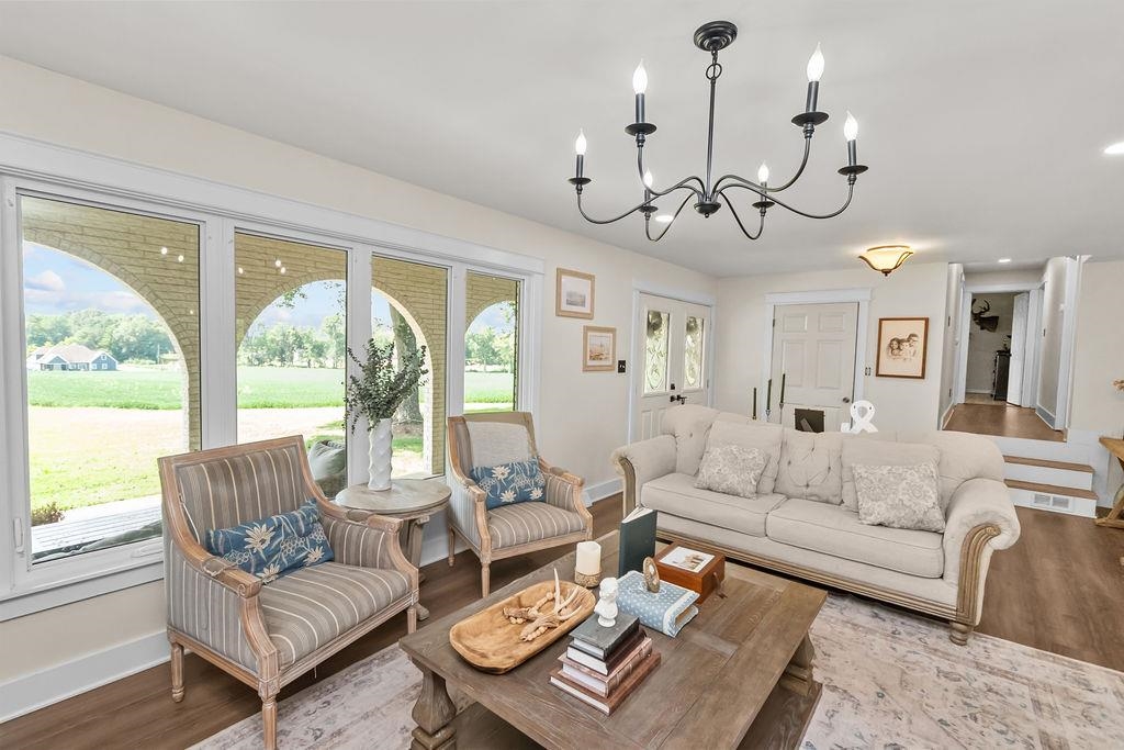 4131 South Hampton Rd, Philpot, Kentucky 42366, 4 Bedrooms Bedrooms, ,3 BathroomsBathrooms,Single Family Residence,For Sale,South Hampton Rd,92818