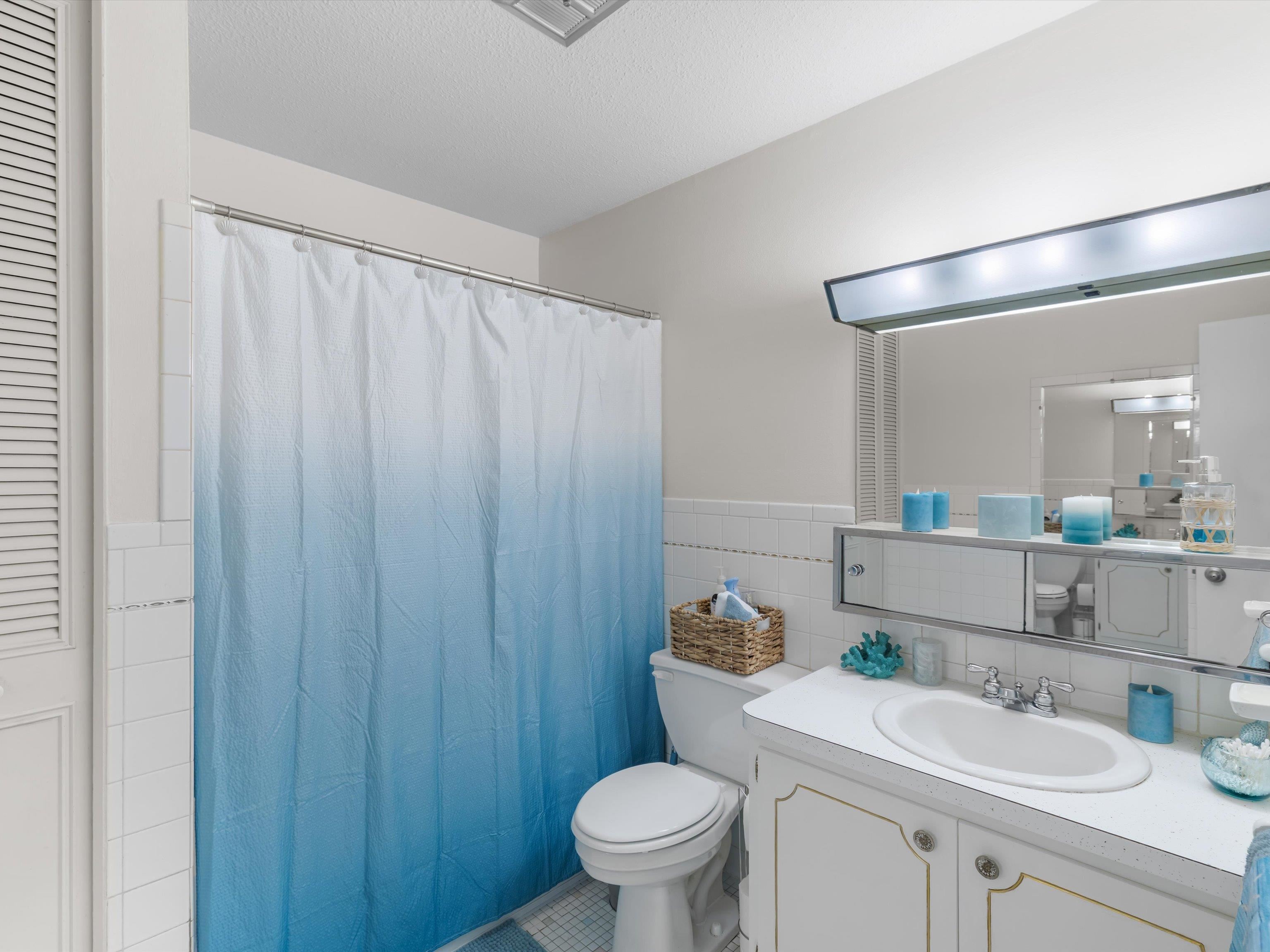 910 Walnut Park Drive, Owensboro, Kentucky 42303, 3 Bedrooms Bedrooms, ,2 BathroomsBathrooms,Single Family Residence,For Sale,Walnut Park Drive,92819
