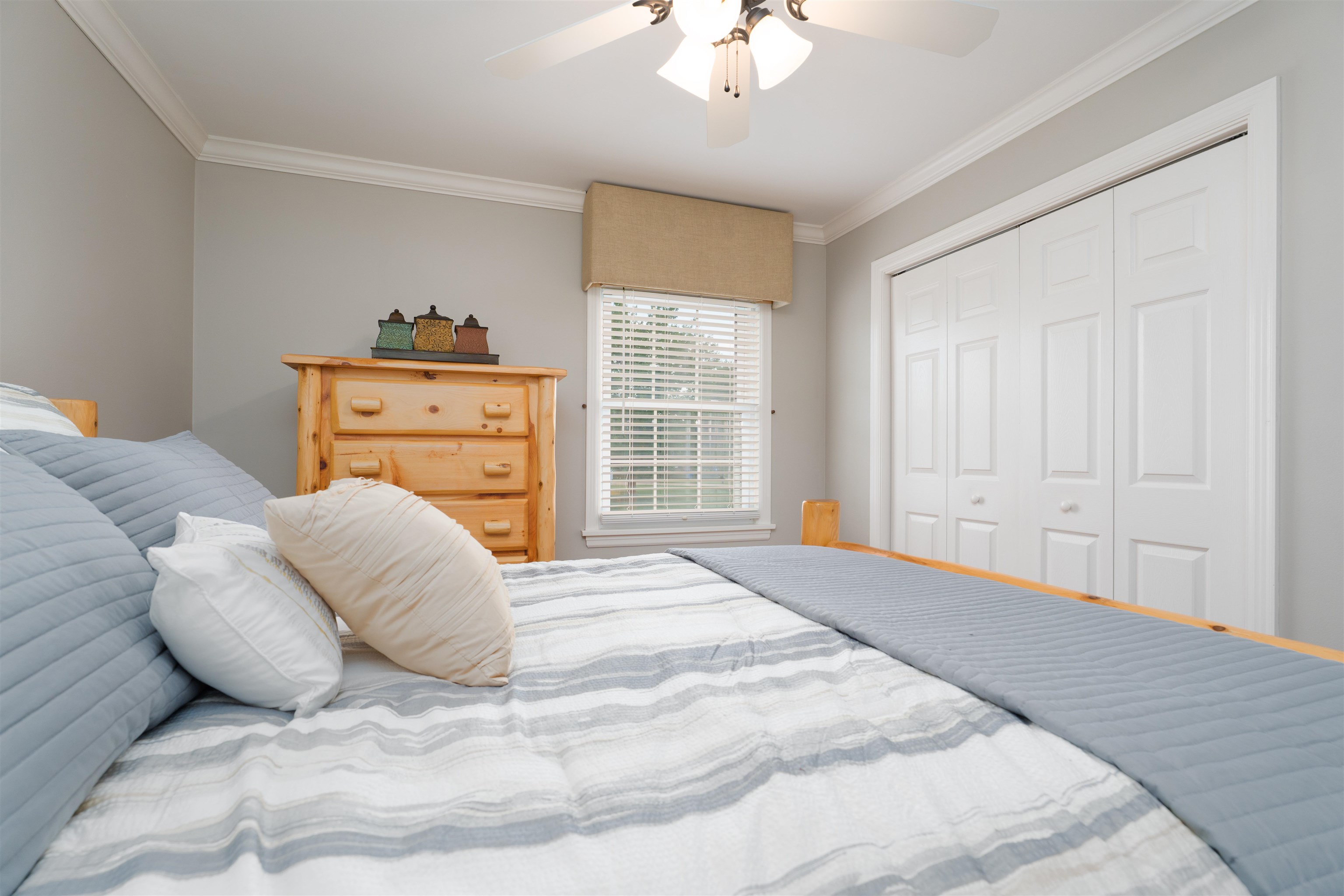 2123 Fieldcrest Dr, Owensboro, Kentucky 42301, 4 Bedrooms Bedrooms, ,2 BathroomsBathrooms,Single Family Residence,For Sale,Fieldcrest Dr,92820