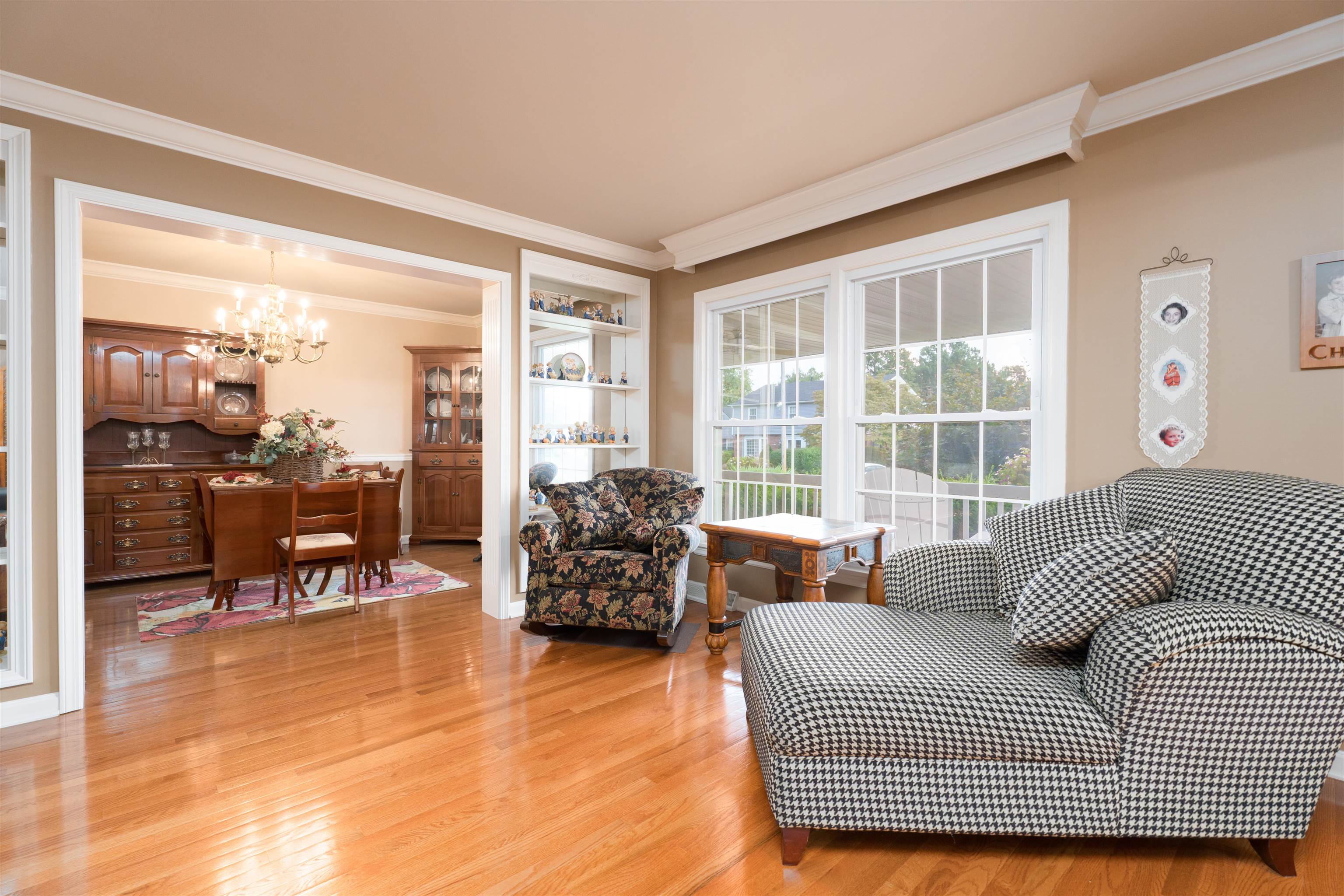 2123 Fieldcrest Dr, Owensboro, Kentucky 42301, 4 Bedrooms Bedrooms, ,2 BathroomsBathrooms,Single Family Residence,For Sale,Fieldcrest Dr,92820