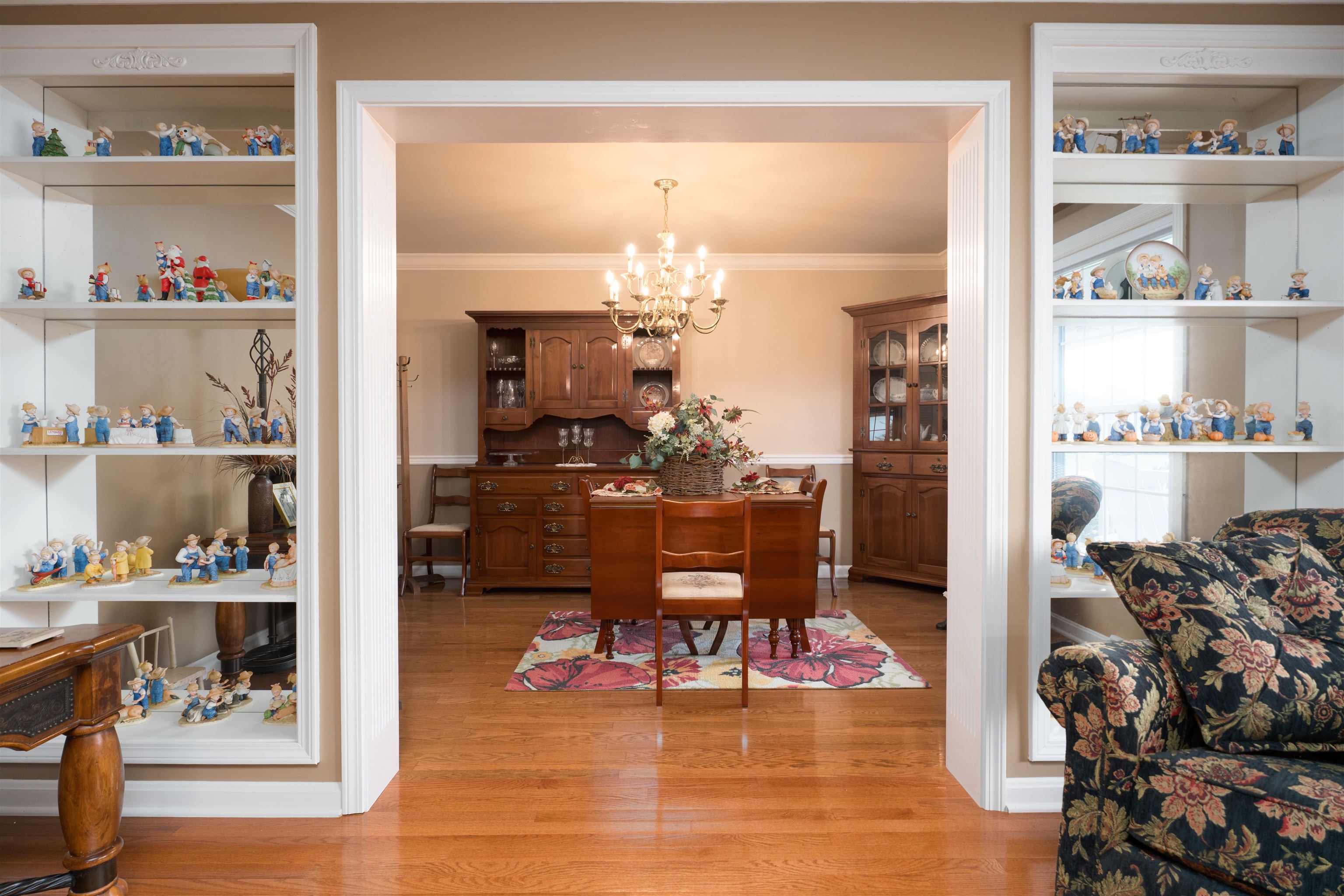 2123 Fieldcrest Dr, Owensboro, Kentucky 42301, 4 Bedrooms Bedrooms, ,2 BathroomsBathrooms,Single Family Residence,For Sale,Fieldcrest Dr,92820