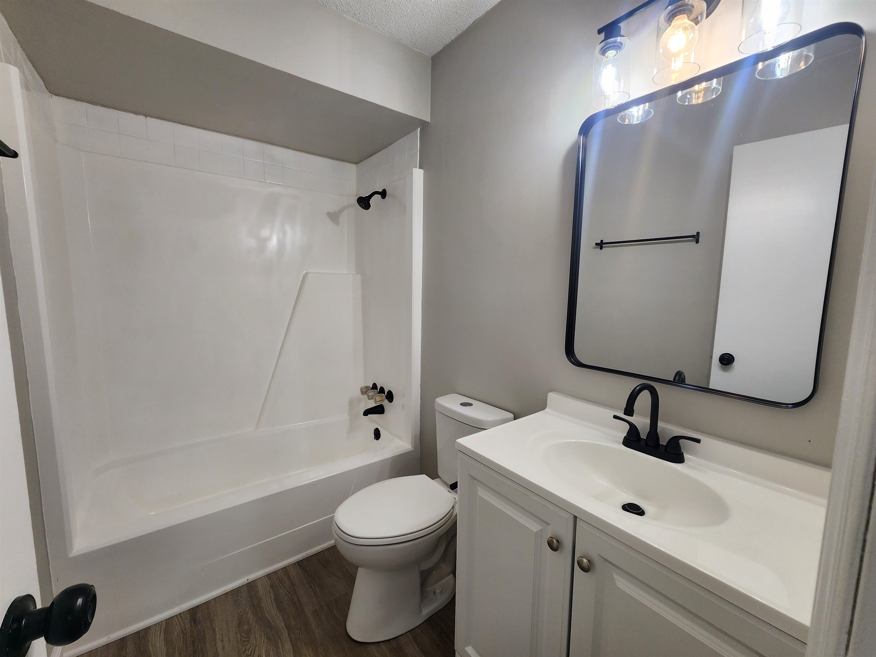224 Watson Lane, Henderson, Kentucky 42420, 3 Bedrooms Bedrooms, ,1 BathroomBathrooms,Single Family Residence,For Sale,Watson Lane,92821