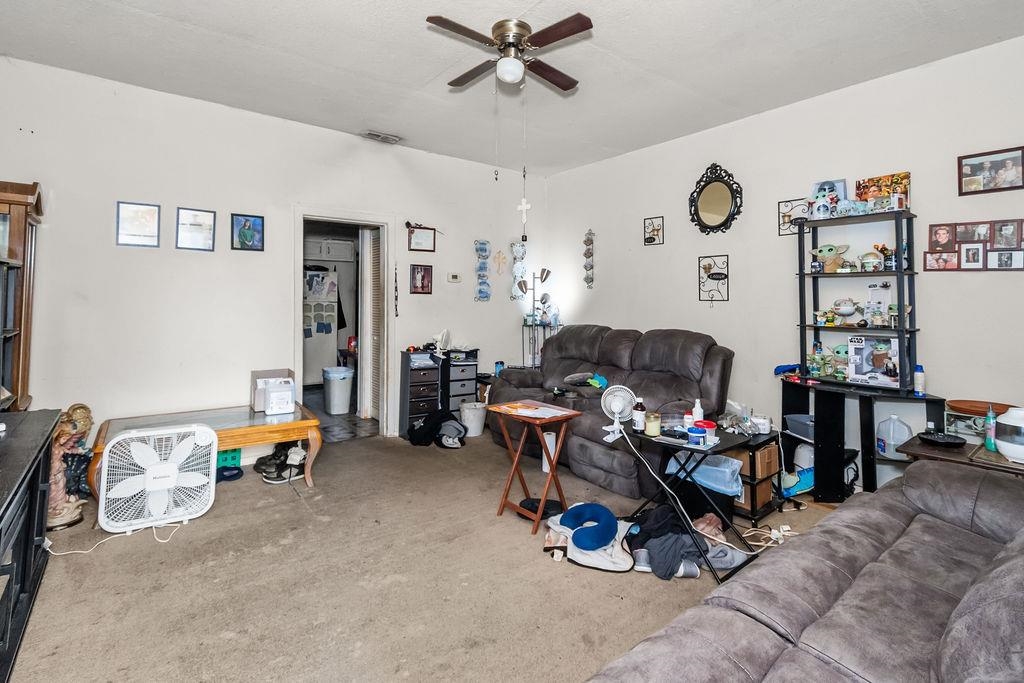 1020 Jackson St, Owensboro, Kentucky 42303, 2 Bedrooms Bedrooms, ,1 BathroomBathrooms,Single Family Residence,For Sale,Jackson St,92826