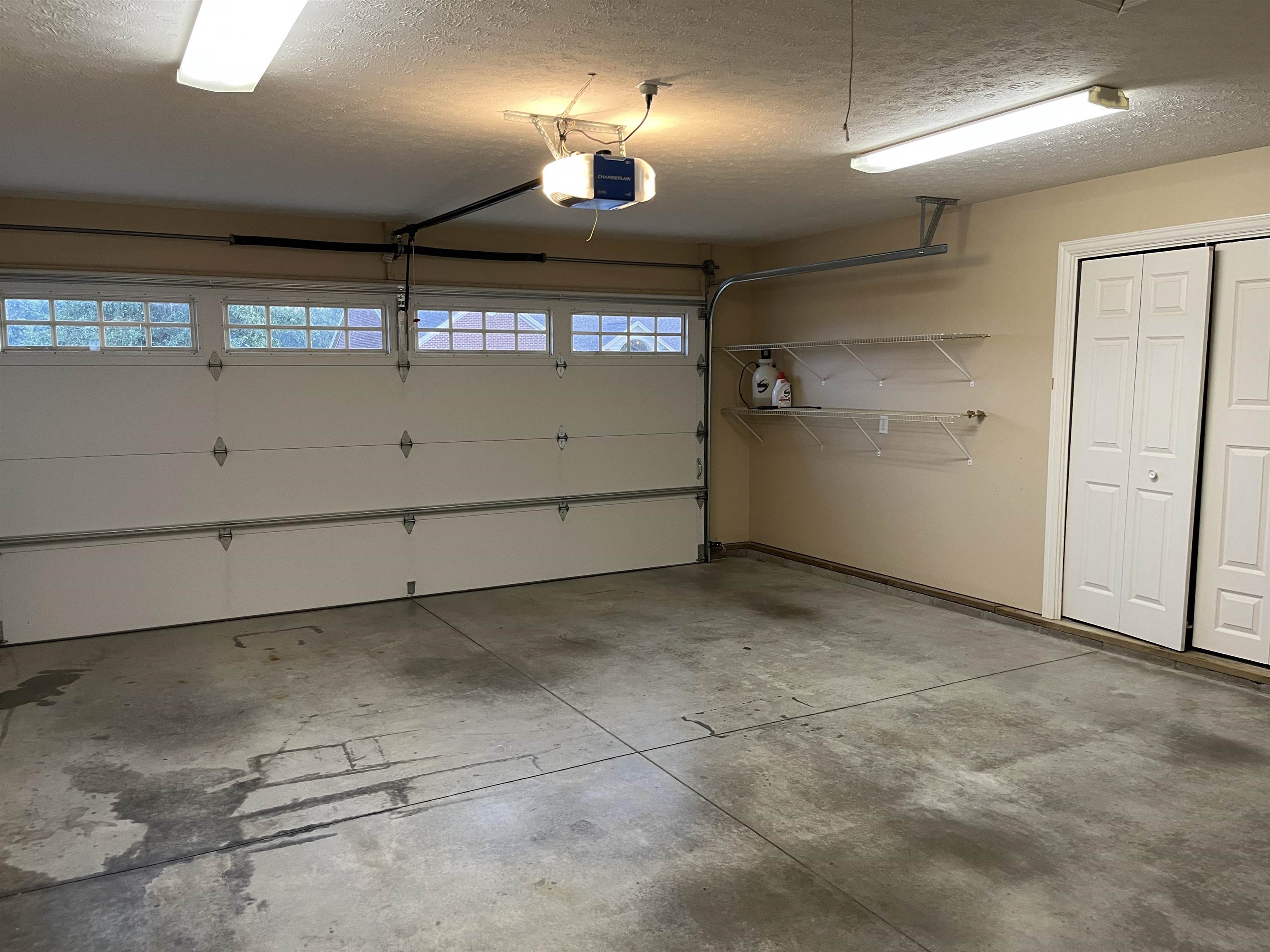 5345 Meadow Run Dr, Owensboro, Kentucky 42301, 3 Bedrooms Bedrooms, ,2 BathroomsBathrooms,Single Family Residence,For Sale,Meadow Run Dr,92829