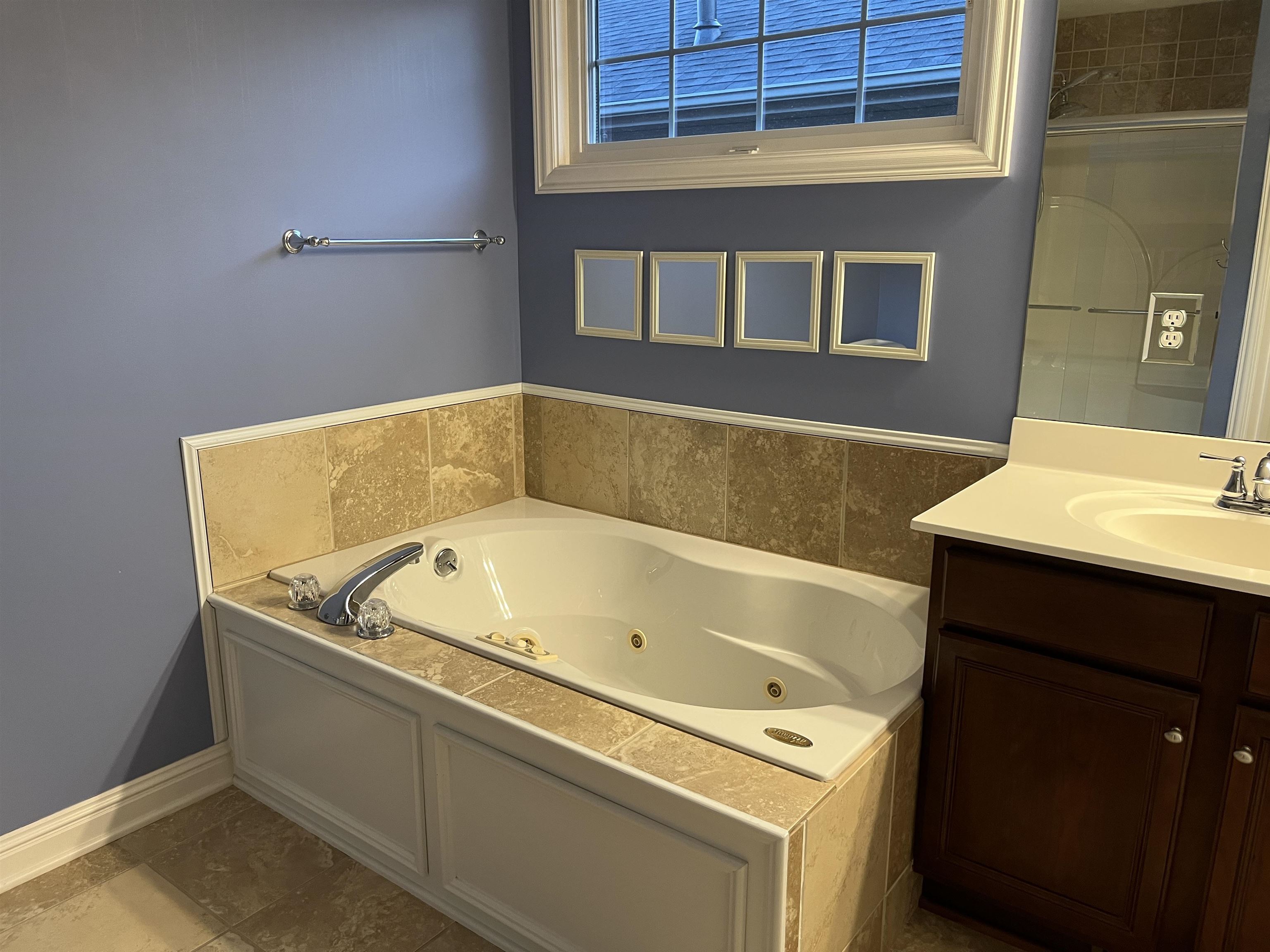 5345 Meadow Run Dr, Owensboro, Kentucky 42301, 3 Bedrooms Bedrooms, ,2 BathroomsBathrooms,Single Family Residence,For Sale,Meadow Run Dr,92829