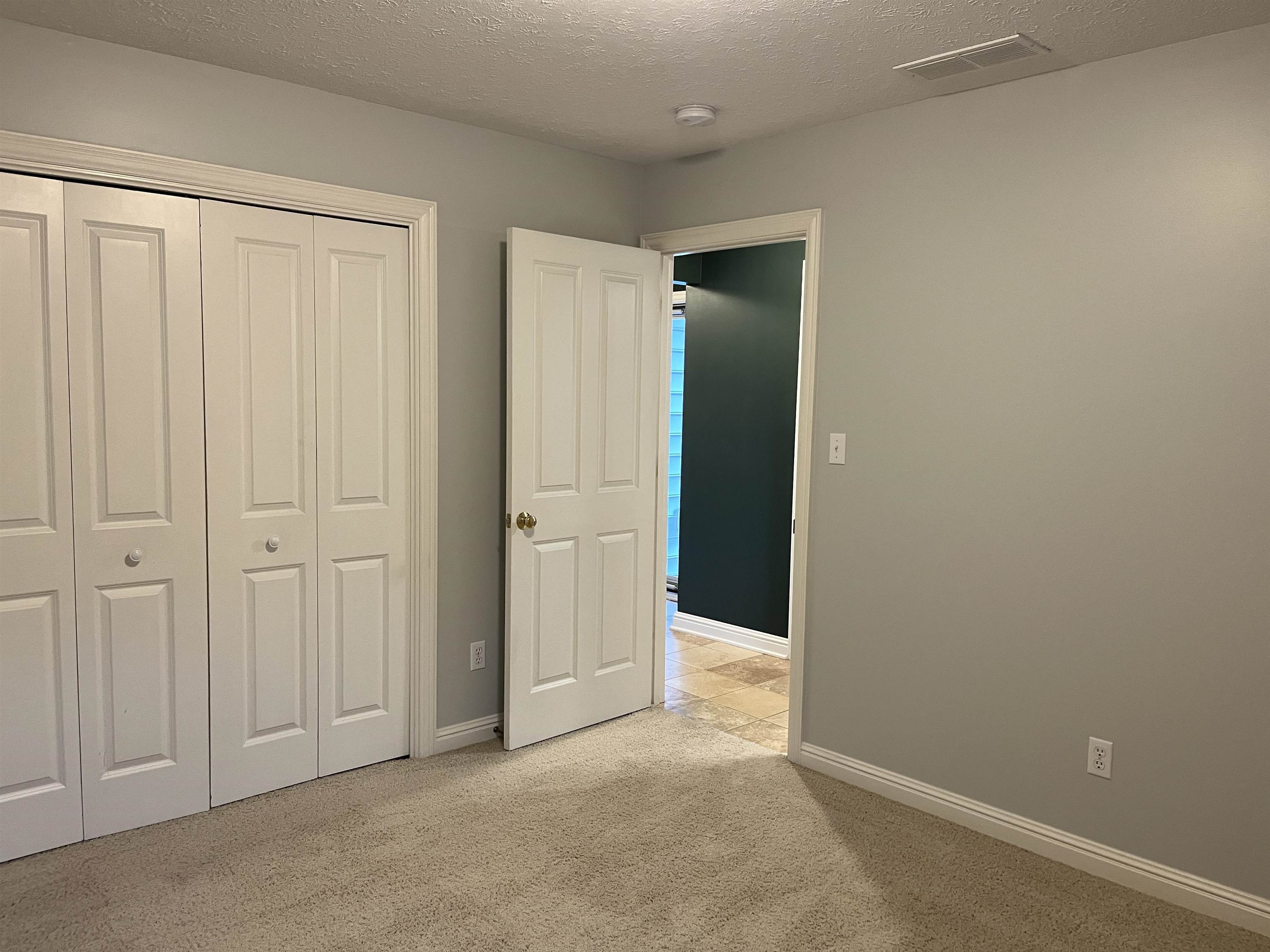 5345 Meadow Run Dr, Owensboro, Kentucky 42301, 3 Bedrooms Bedrooms, ,2 BathroomsBathrooms,Single Family Residence,For Sale,Meadow Run Dr,92829