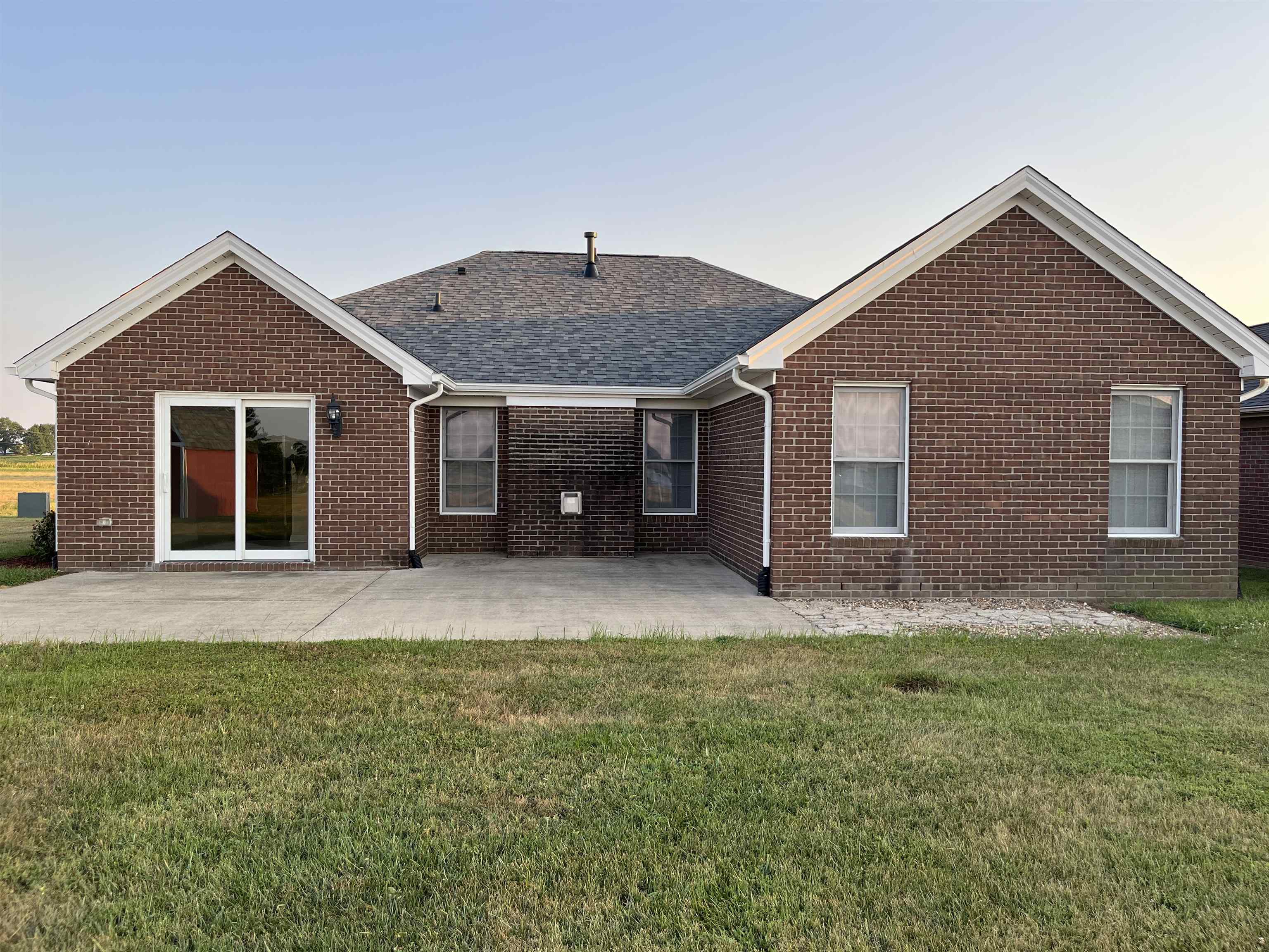 5345 Meadow Run Dr, Owensboro, Kentucky 42301, 3 Bedrooms Bedrooms, ,2 BathroomsBathrooms,Single Family Residence,For Sale,Meadow Run Dr,92829