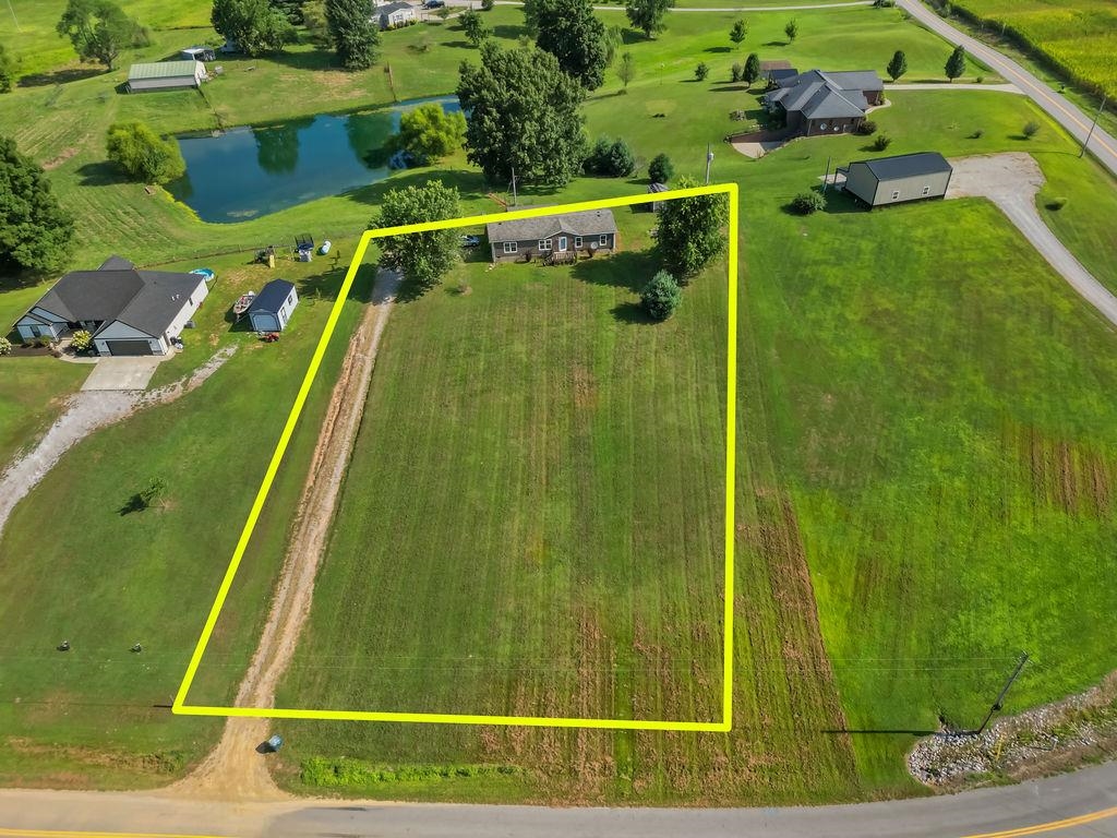 9967 McCamish Rd, Whitesville, Kentucky 42378, 4 Bedrooms Bedrooms, ,2 BathroomsBathrooms,Single Family Residence,For Sale,McCamish Rd,92831