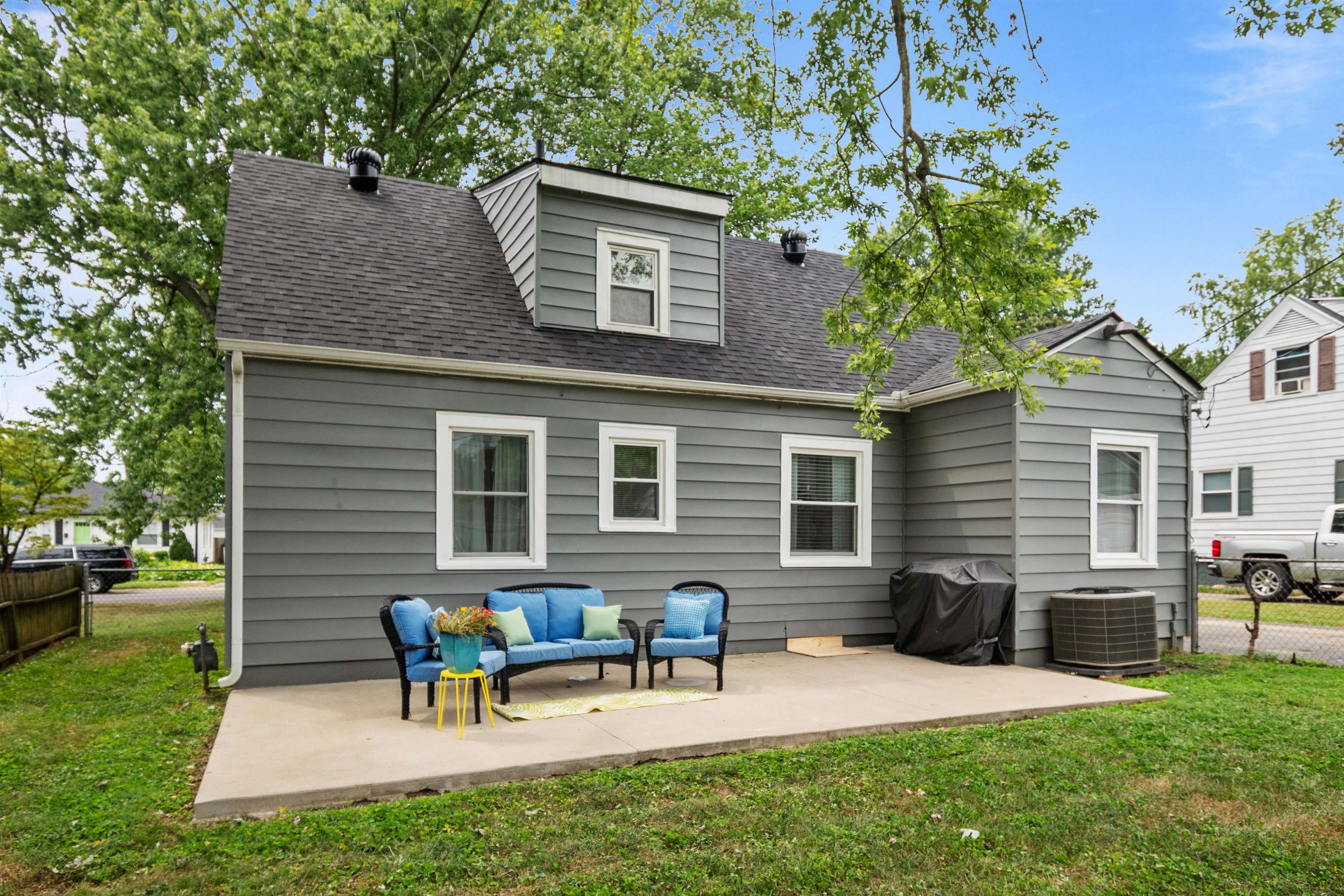 1731 Cherokee Drive, Owensboro, Kentucky 42301, 3 Bedrooms Bedrooms, ,1 BathroomBathrooms,Single Family Residence,For Sale,Cherokee Drive,92840