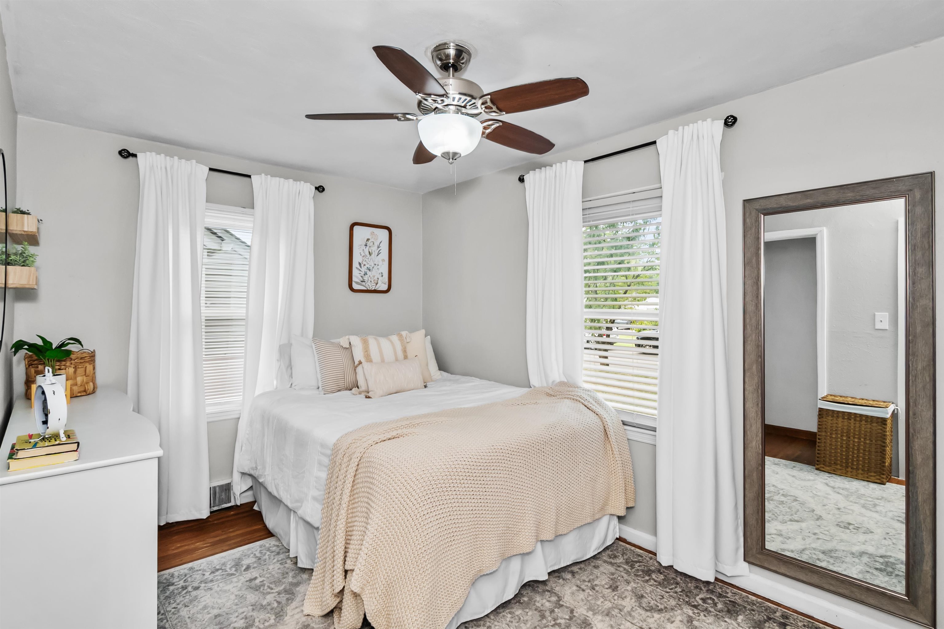 1731 Cherokee Drive, Owensboro, Kentucky 42301, 3 Bedrooms Bedrooms, ,1 BathroomBathrooms,Single Family Residence,For Sale,Cherokee Drive,92840