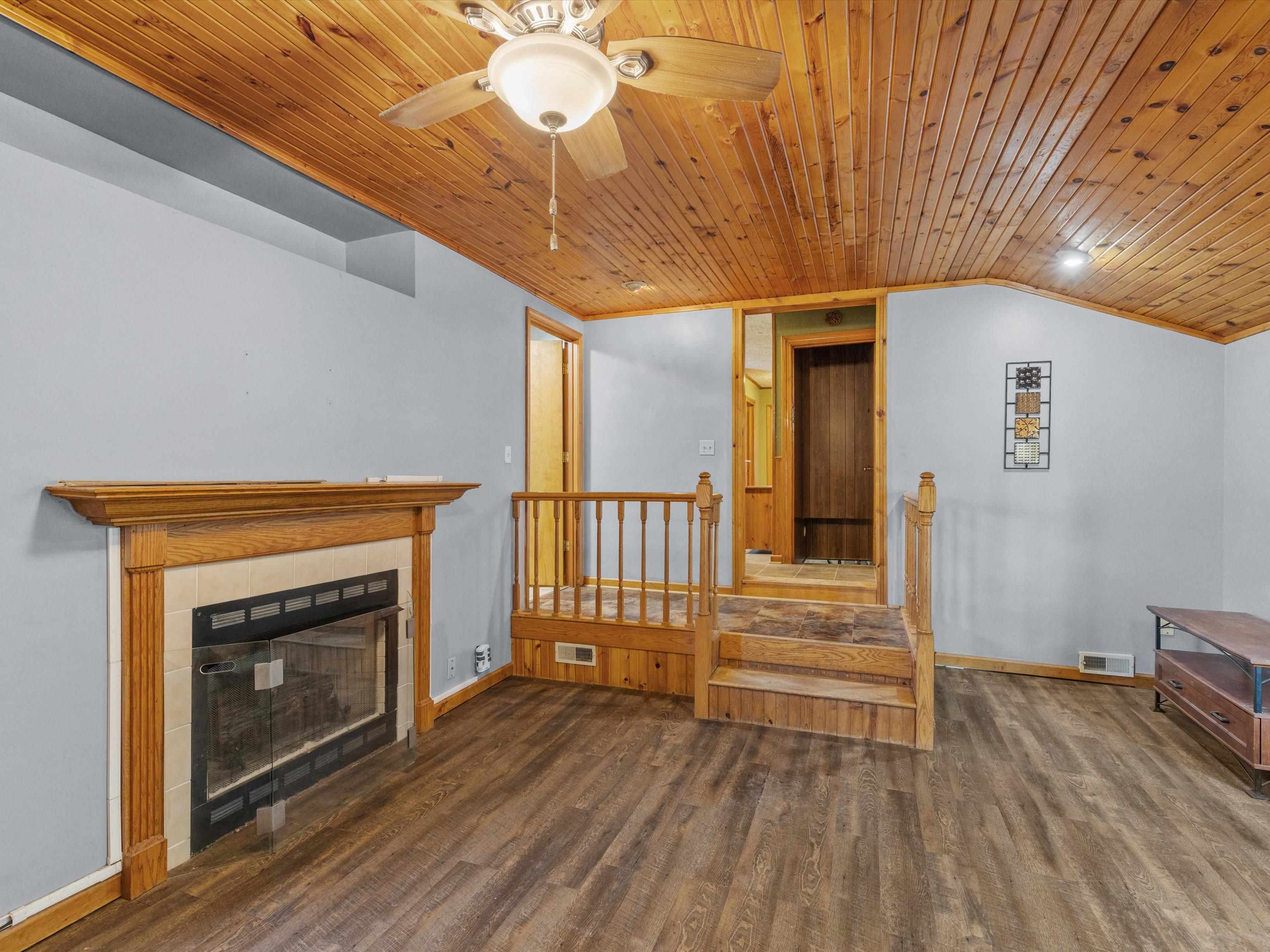 150 Powers St, Hawesville, Kentucky 42348, 3 Bedrooms Bedrooms, ,2 BathroomsBathrooms,Single Family Residence,For Sale,Powers St,92845