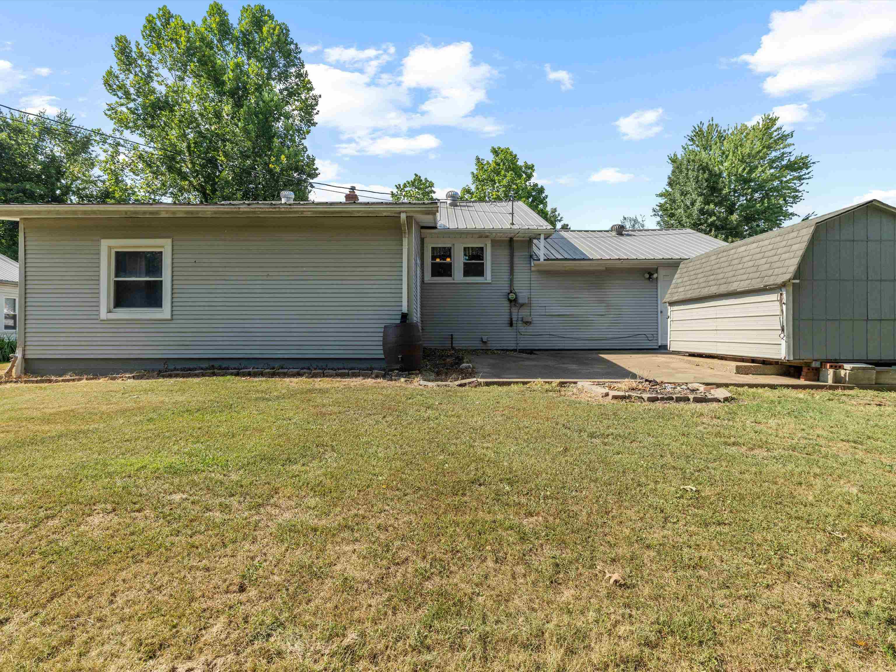 150 Powers St, Hawesville, Kentucky 42348, 3 Bedrooms Bedrooms, ,2 BathroomsBathrooms,Single Family Residence,For Sale,Powers St,92845