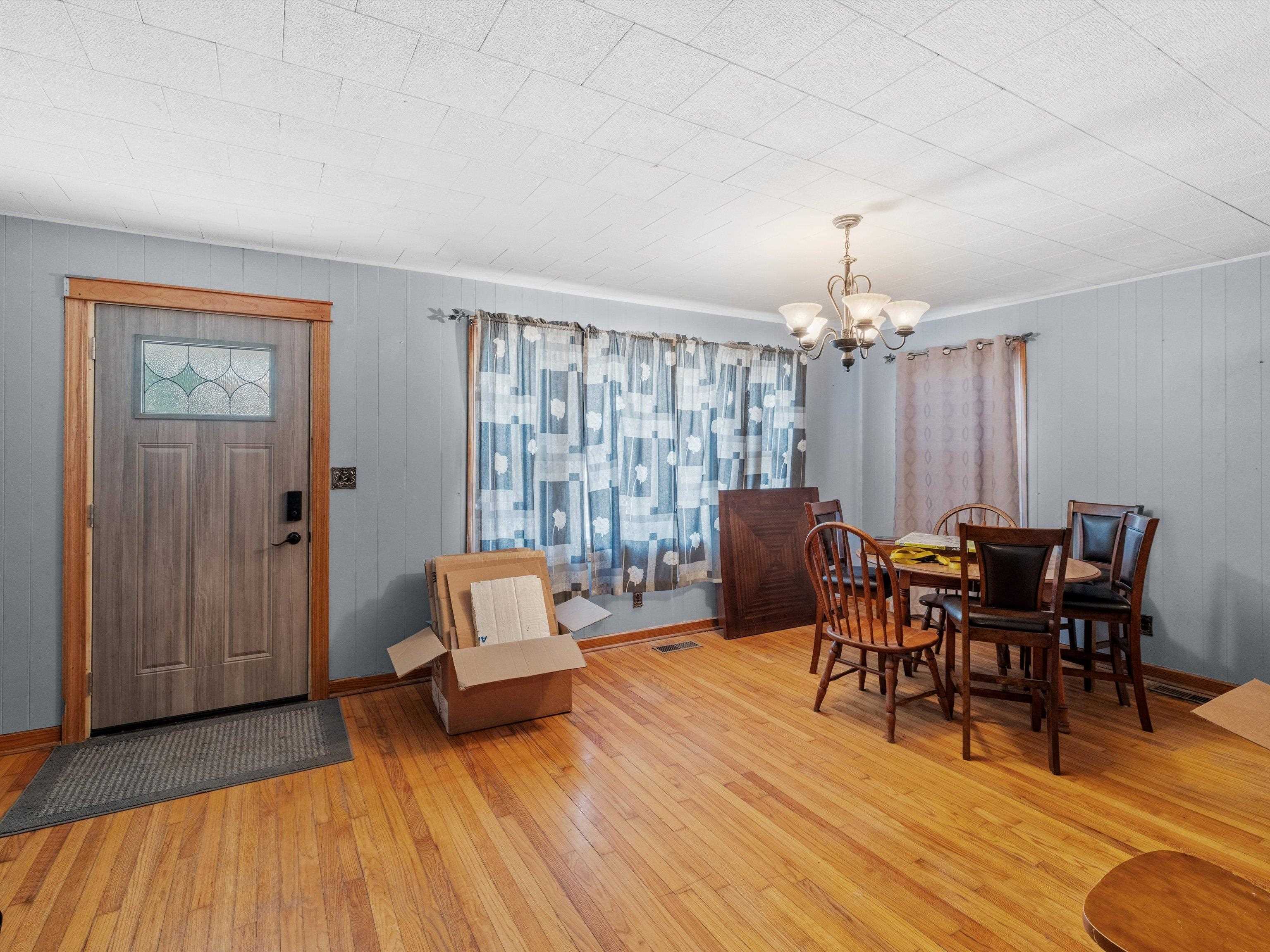 150 Powers St, Hawesville, Kentucky 42348, 3 Bedrooms Bedrooms, ,2 BathroomsBathrooms,Single Family Residence,For Sale,Powers St,92845