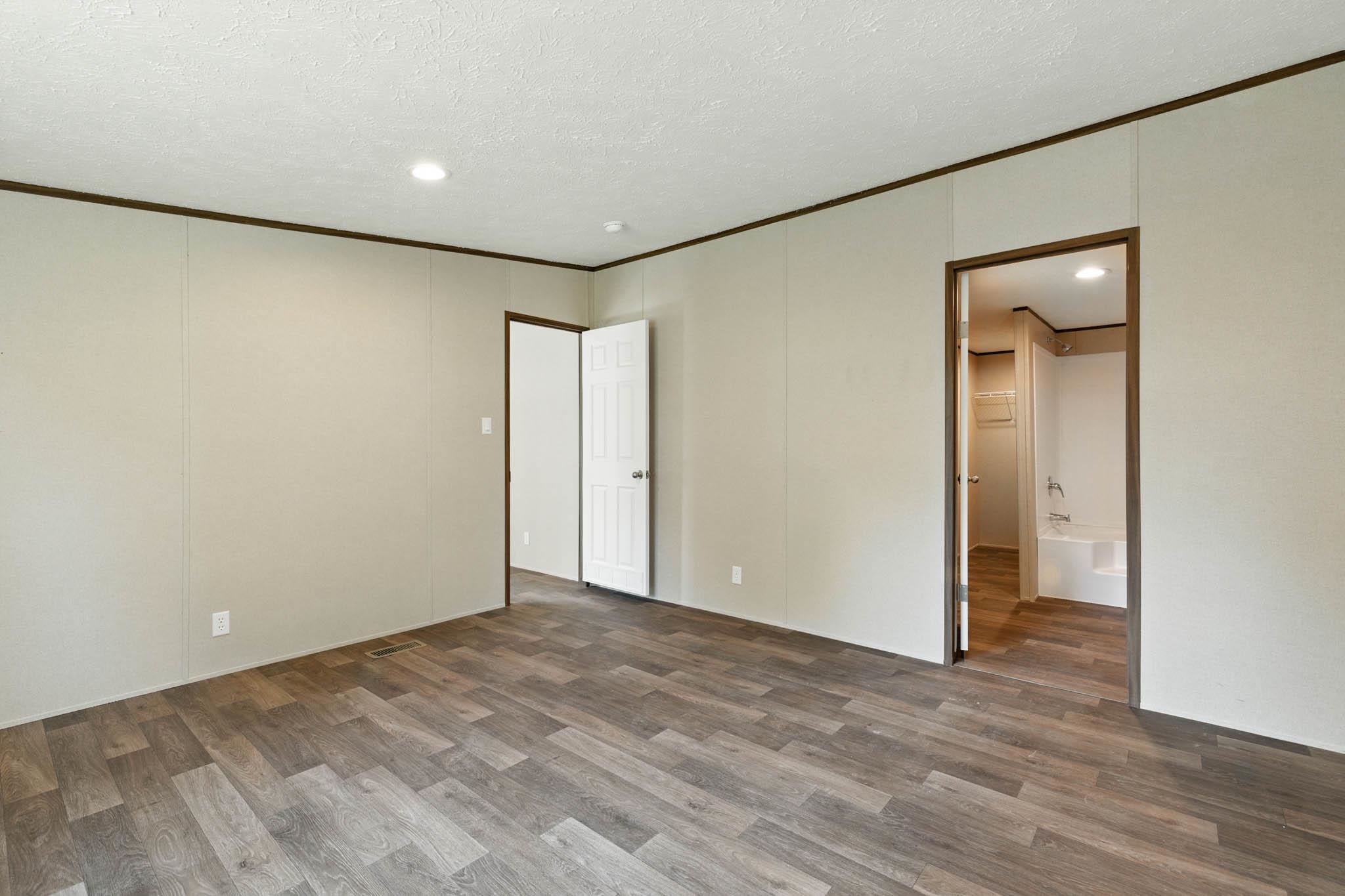 1907 Sturbridge Place, Owensboro, Kentucky 42303, 3 Bedrooms Bedrooms, ,2 BathroomsBathrooms,Single Family Residence,For Sale,Sturbridge Place,92848