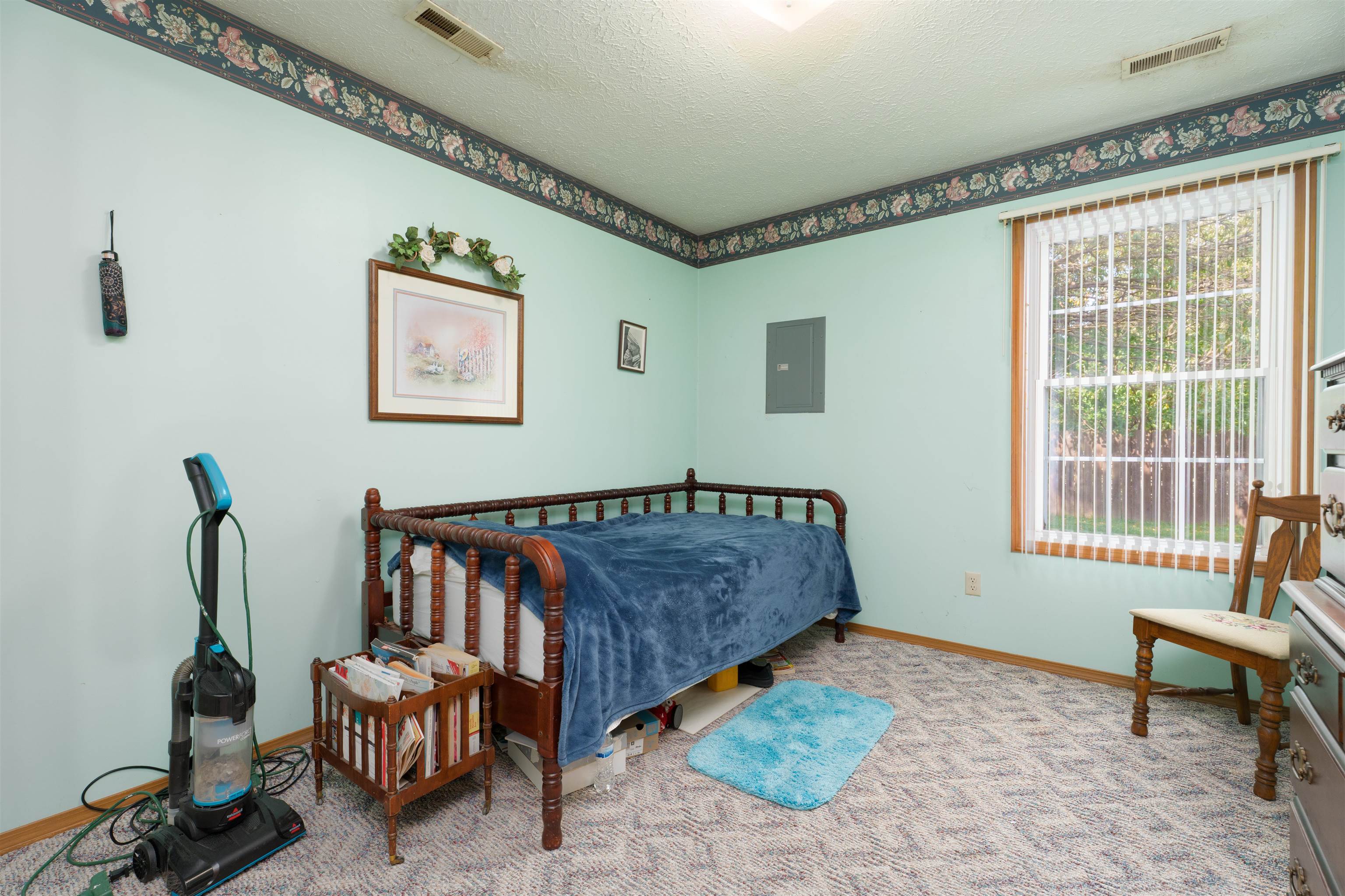4410 Strickland Dr, Owensboro, Kentucky 42301, 2 Bedrooms Bedrooms, ,2 BathroomsBathrooms,Single Family Residence,For Sale,Strickland Dr,92849