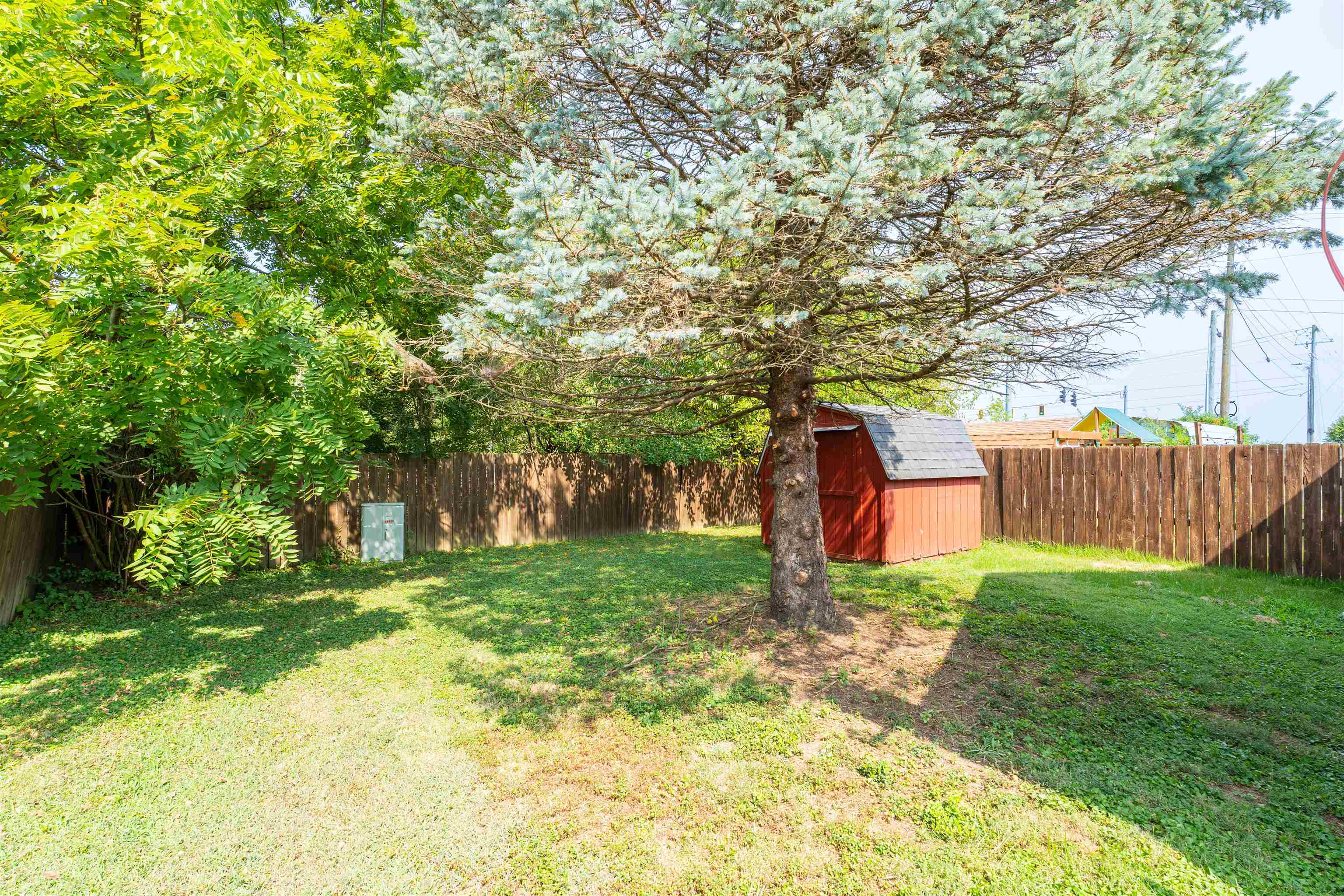 4410 Strickland Dr, Owensboro, Kentucky 42301, 2 Bedrooms Bedrooms, ,2 BathroomsBathrooms,Single Family Residence,For Sale,Strickland Dr,92849