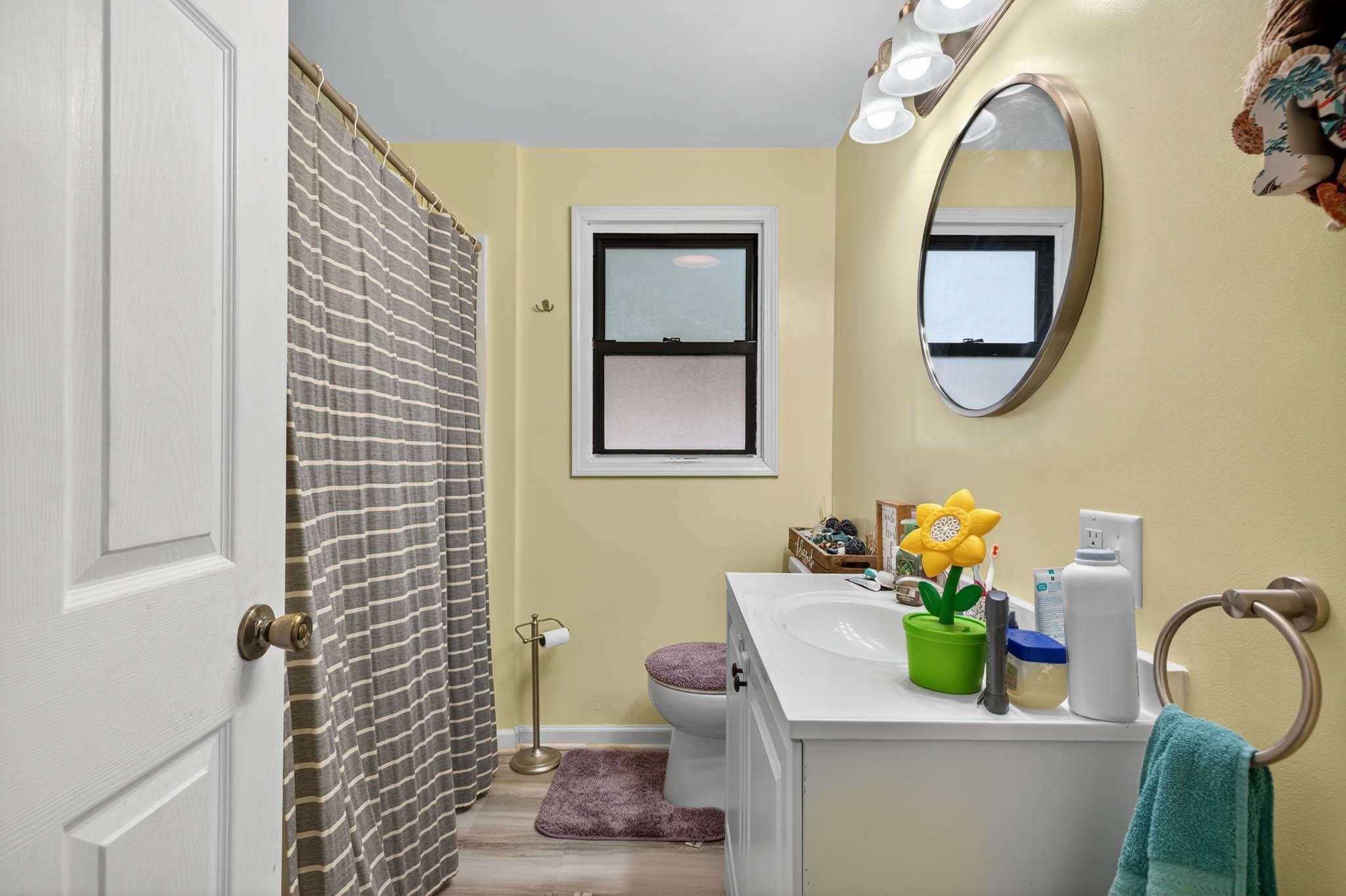 305 Harrison Street, Hawesville, Kentucky 42348, 2 Bedrooms Bedrooms, ,1 BathroomBathrooms,Single Family Residence,For Sale,Harrison Street,92850