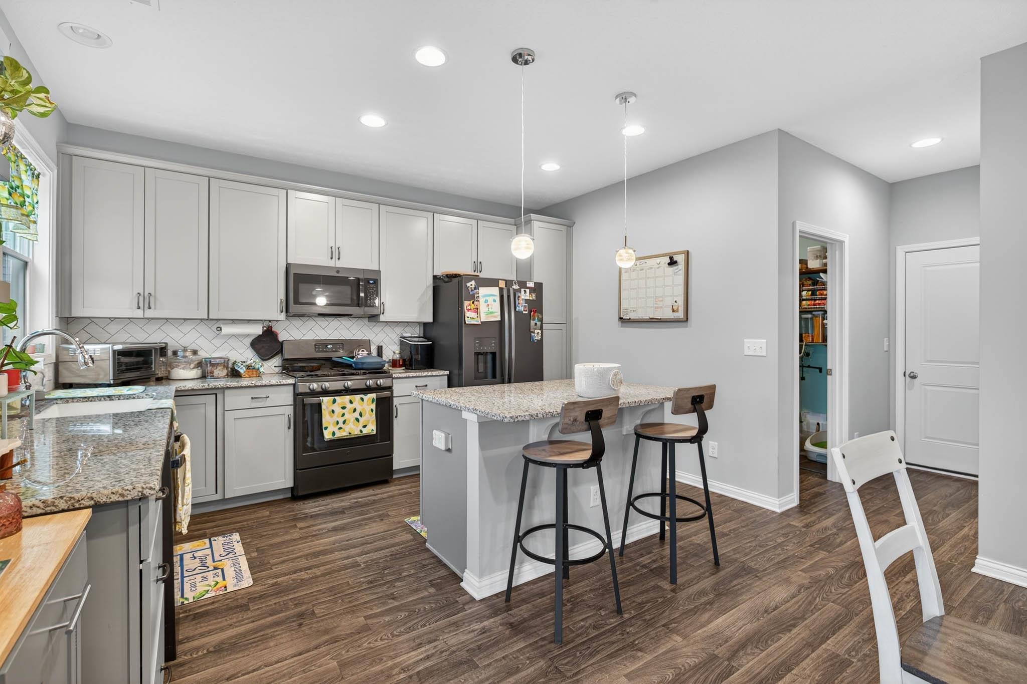 3925 Little Bluestem Dr, Owensboro, Kentucky 42303, 3 Bedrooms Bedrooms, ,2 BathroomsBathrooms,Single Family Residence,For Sale,Little Bluestem Dr,92859