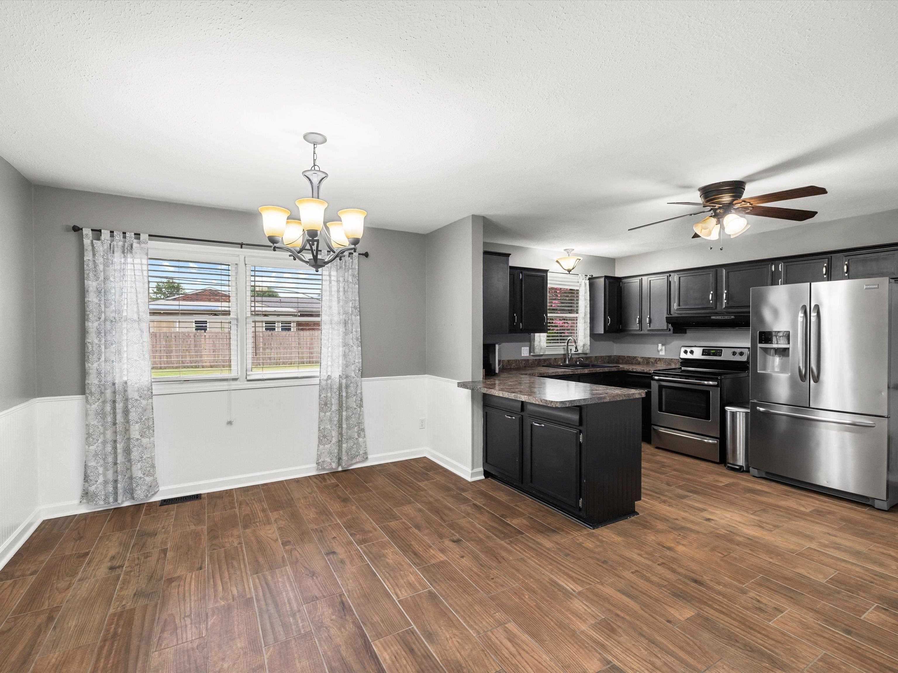 2309 Chateaugay Loop, Owensboro, Kentucky 42301, 3 Bedrooms Bedrooms, ,2 BathroomsBathrooms,Single Family Residence,For Sale,Chateaugay Loop,92861