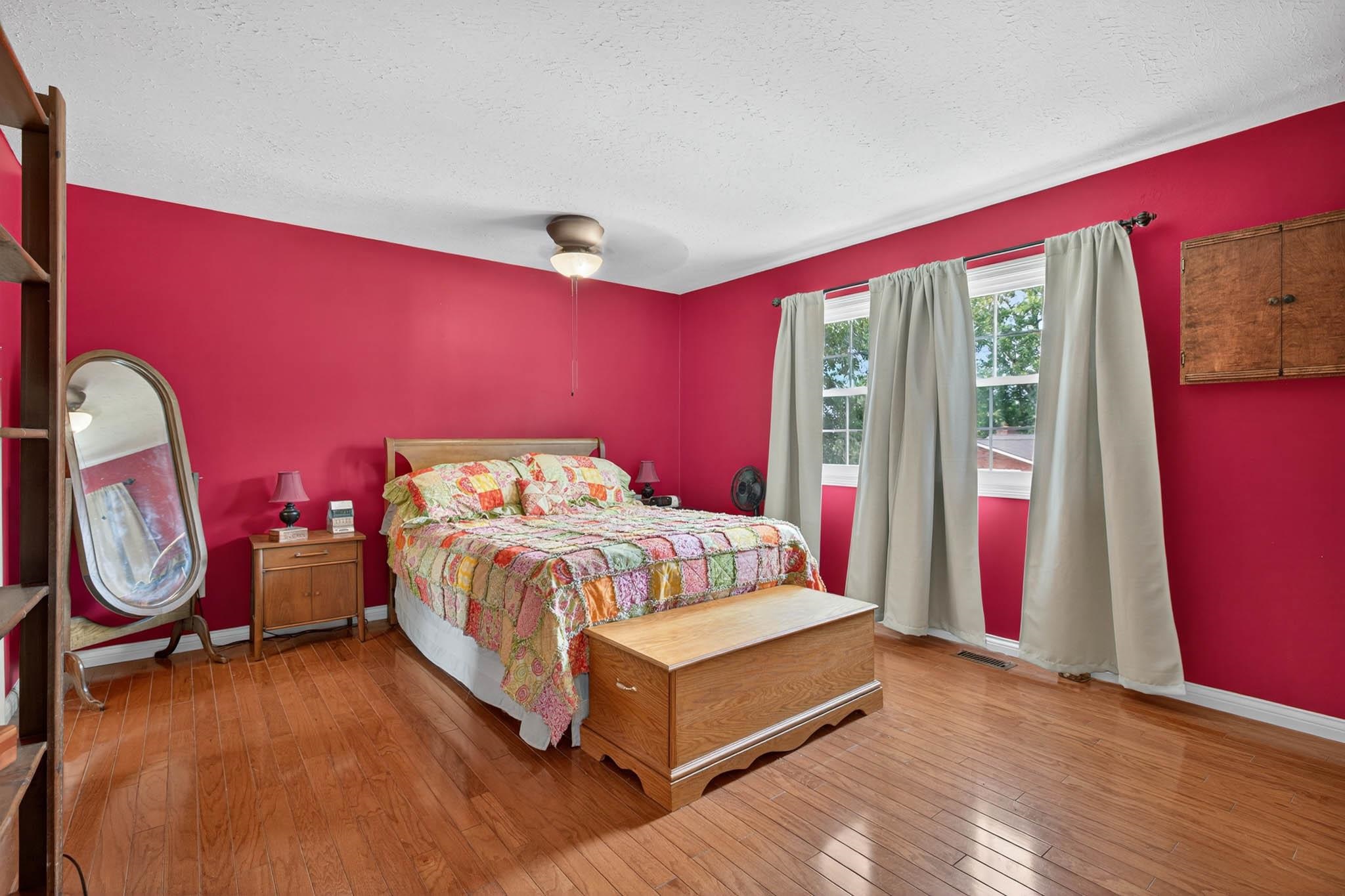 2228 Twenty Grand Ave, Owensboro, Kentucky 42301, 4 Bedrooms Bedrooms, ,2 BathroomsBathrooms,Single Family Residence,For Sale,Twenty Grand Ave,92862