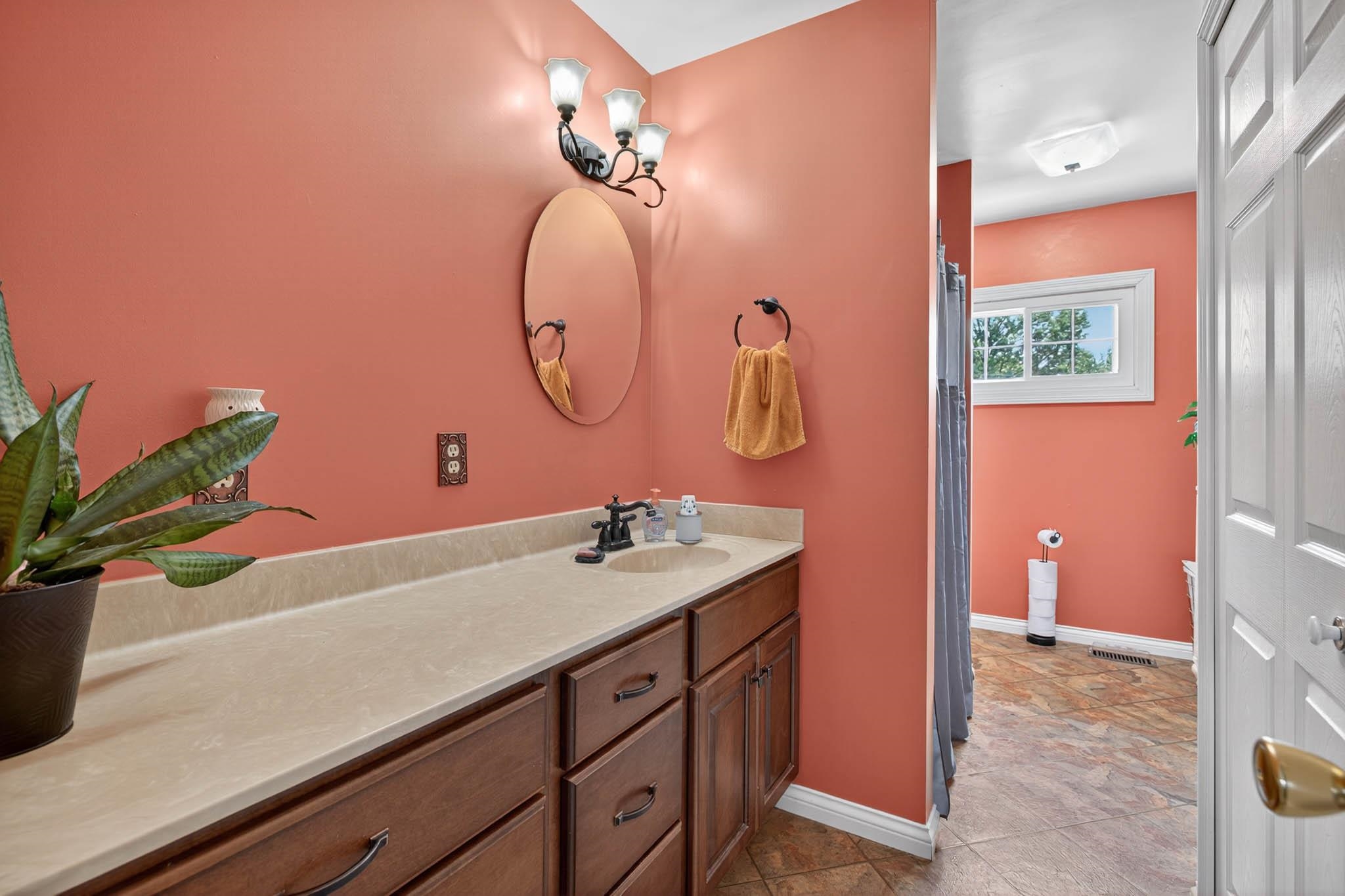 2228 Twenty Grand Ave, Owensboro, Kentucky 42301, 4 Bedrooms Bedrooms, ,2 BathroomsBathrooms,Single Family Residence,For Sale,Twenty Grand Ave,92862