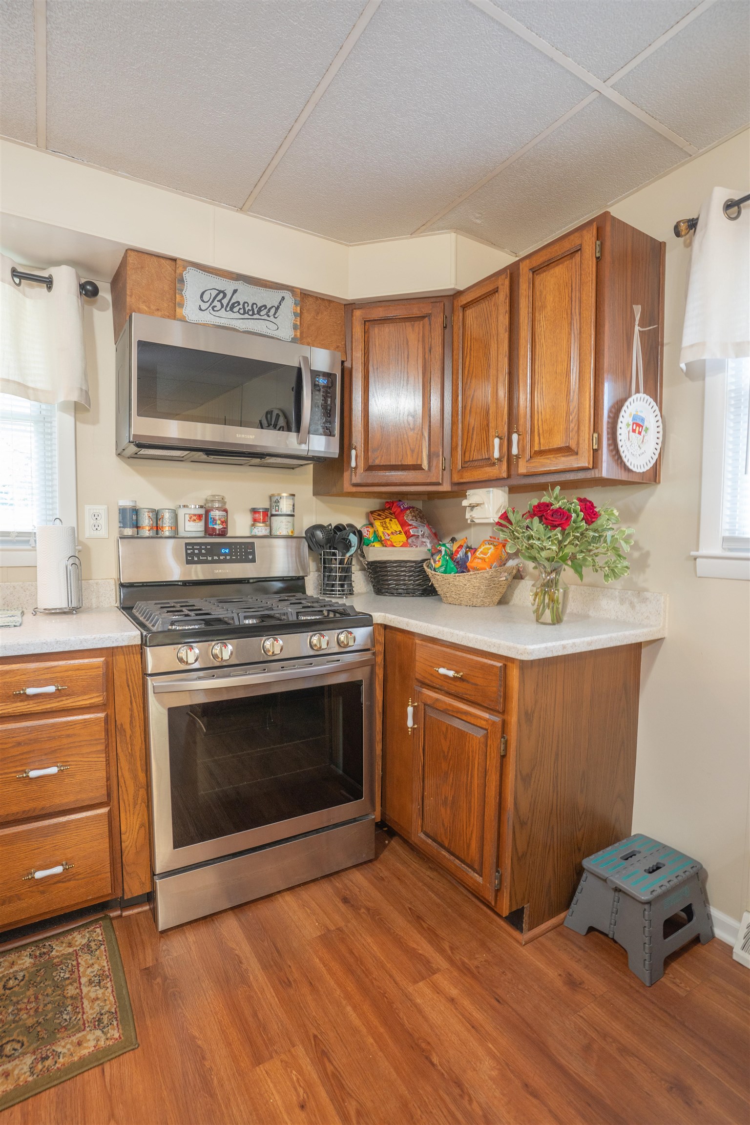8504 Hwy 81, Daviess Co, Kentucky 42301, 2 Bedrooms Bedrooms, ,2 BathroomsBathrooms,Single Family Residence,For Sale,Hwy 81,92863