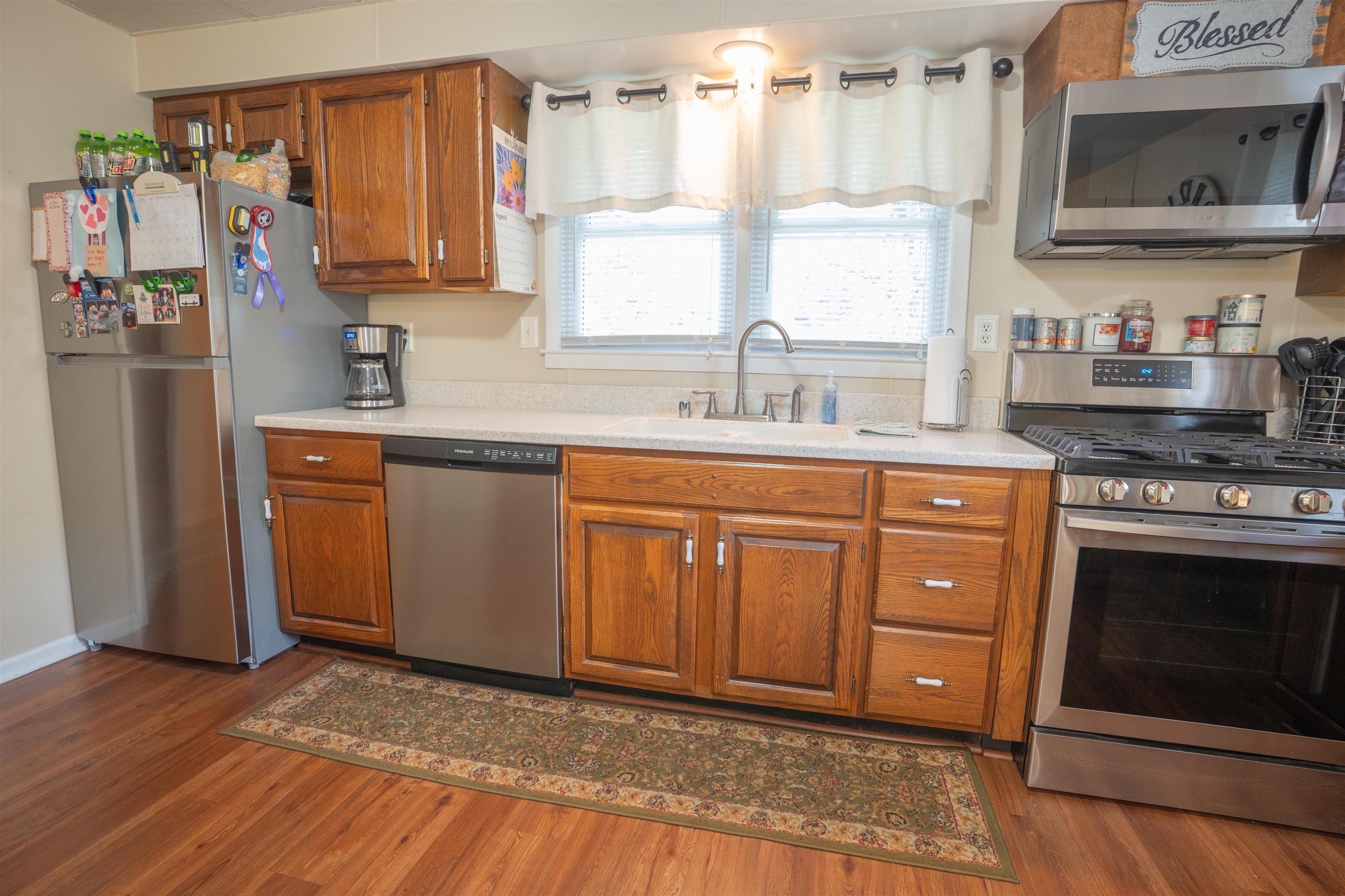 8504 Hwy 81, Daviess Co, Kentucky 42301, 2 Bedrooms Bedrooms, ,2 BathroomsBathrooms,Single Family Residence,For Sale,Hwy 81,92863