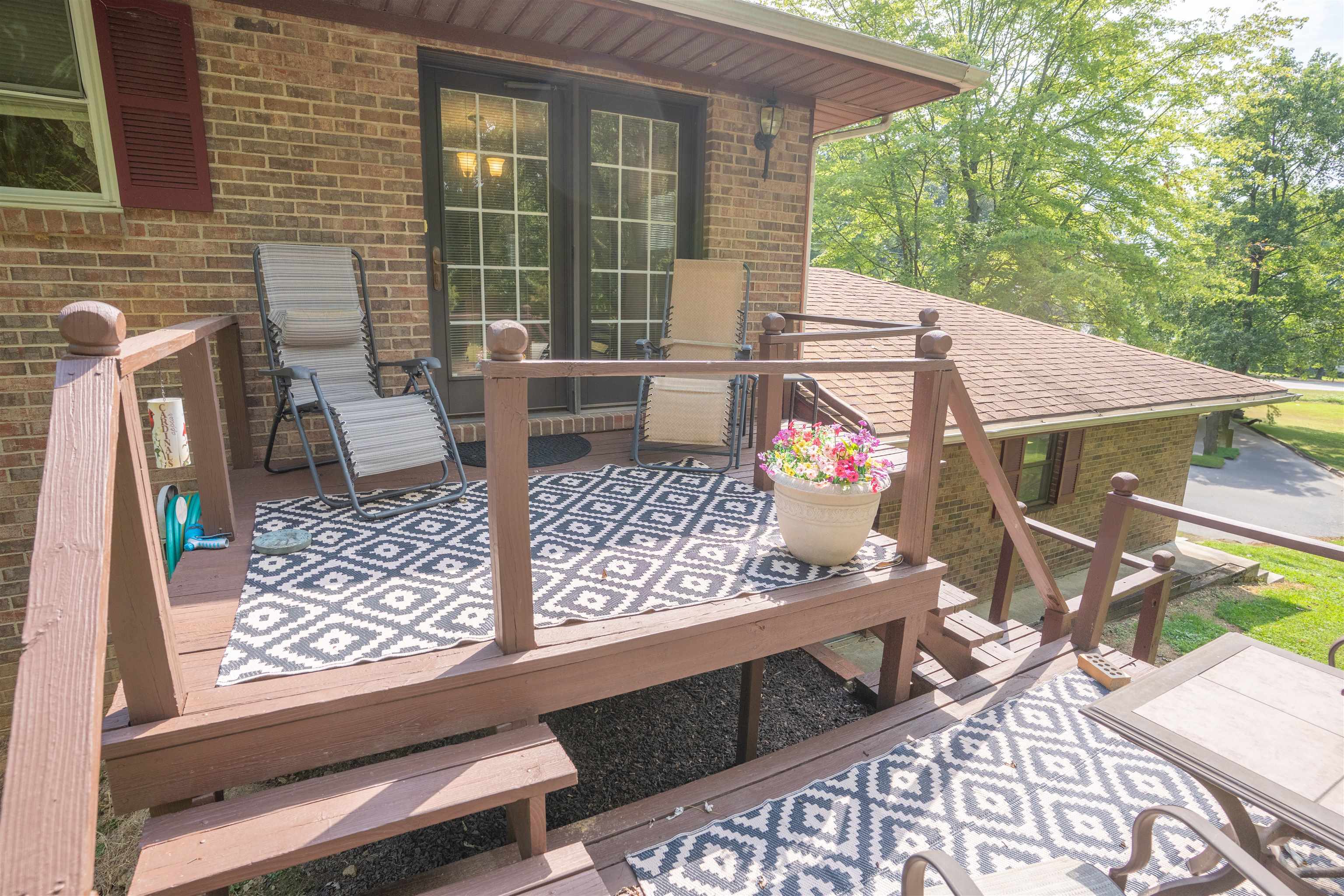 8504 Hwy 81, Daviess Co, Kentucky 42301, 2 Bedrooms Bedrooms, ,2 BathroomsBathrooms,Single Family Residence,For Sale,Hwy 81,92863