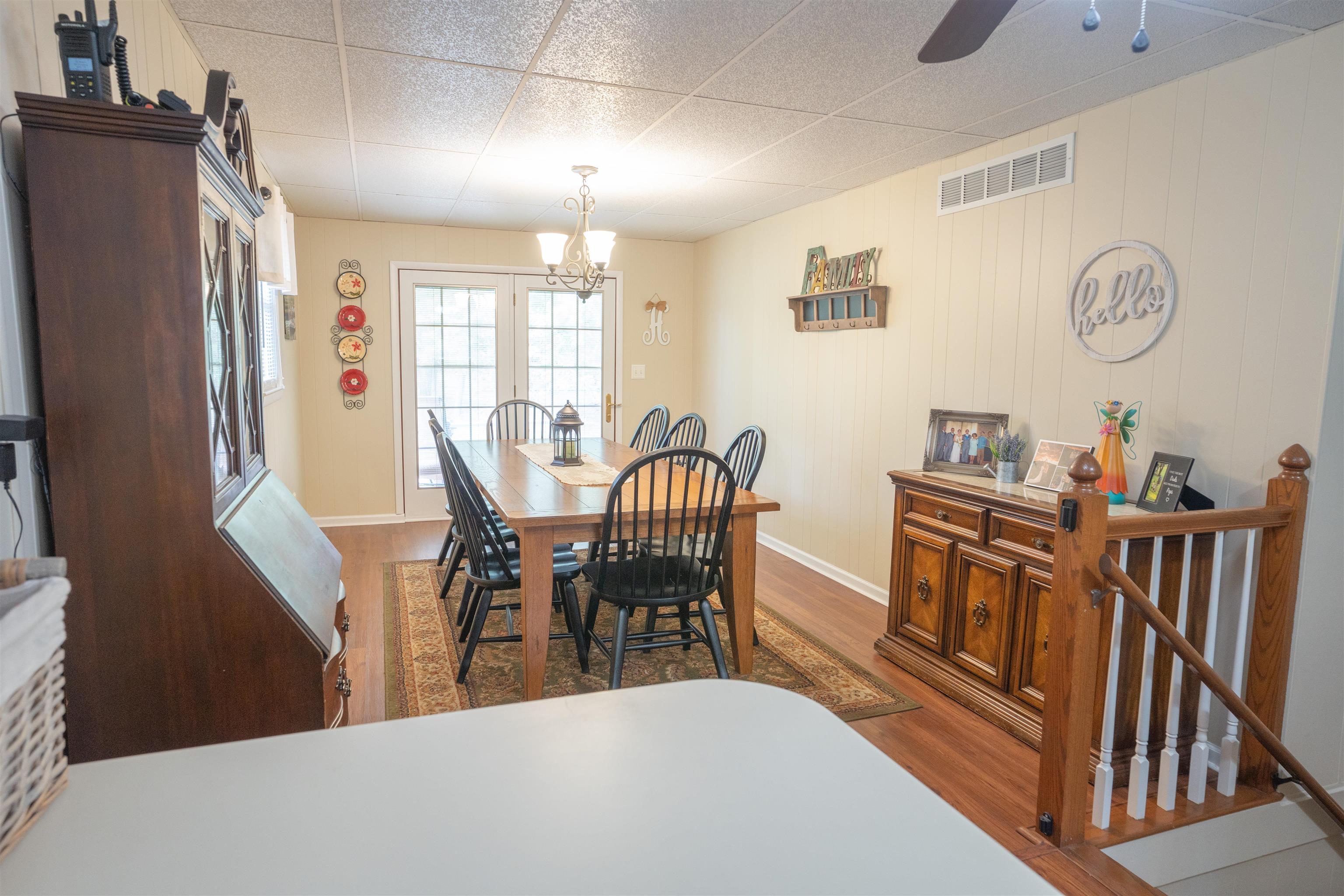 8504 Hwy 81, Daviess Co, Kentucky 42301, 2 Bedrooms Bedrooms, ,2 BathroomsBathrooms,Single Family Residence,For Sale,Hwy 81,92863